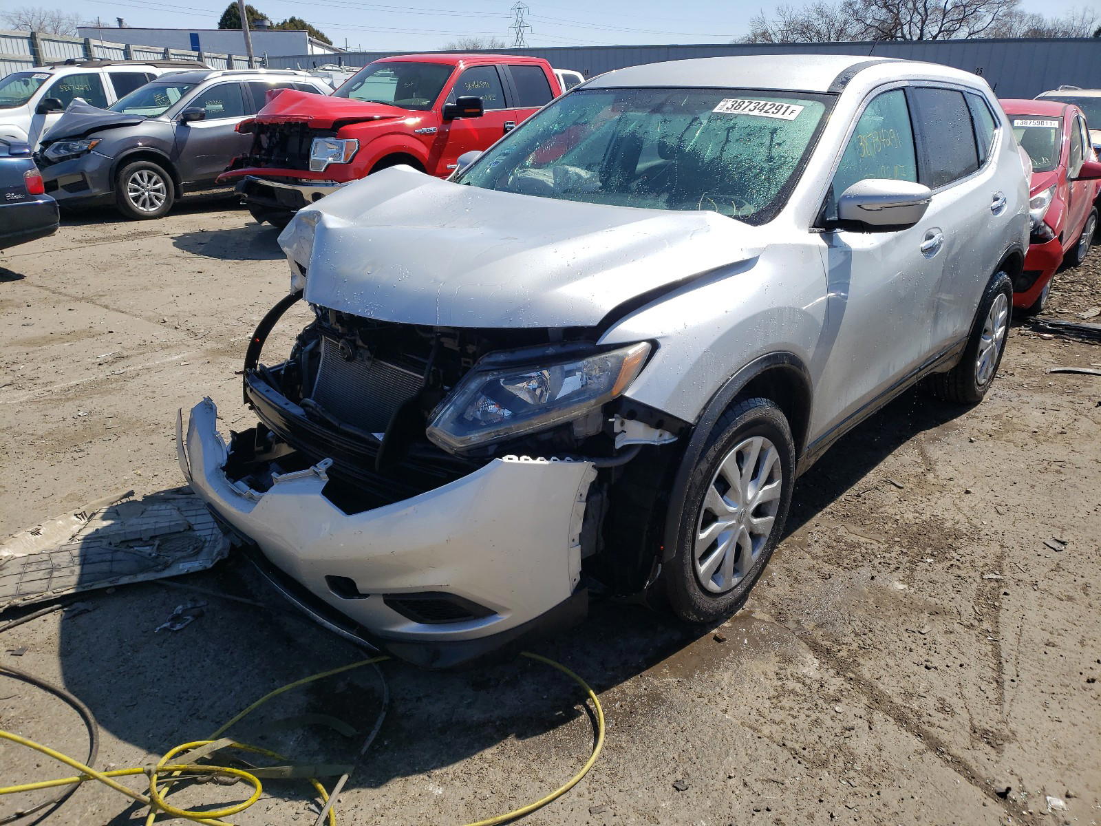 Photo 2 from auction – 2014 NISSAN ROGUE S with VIN 5N1AT2MT7EC824705