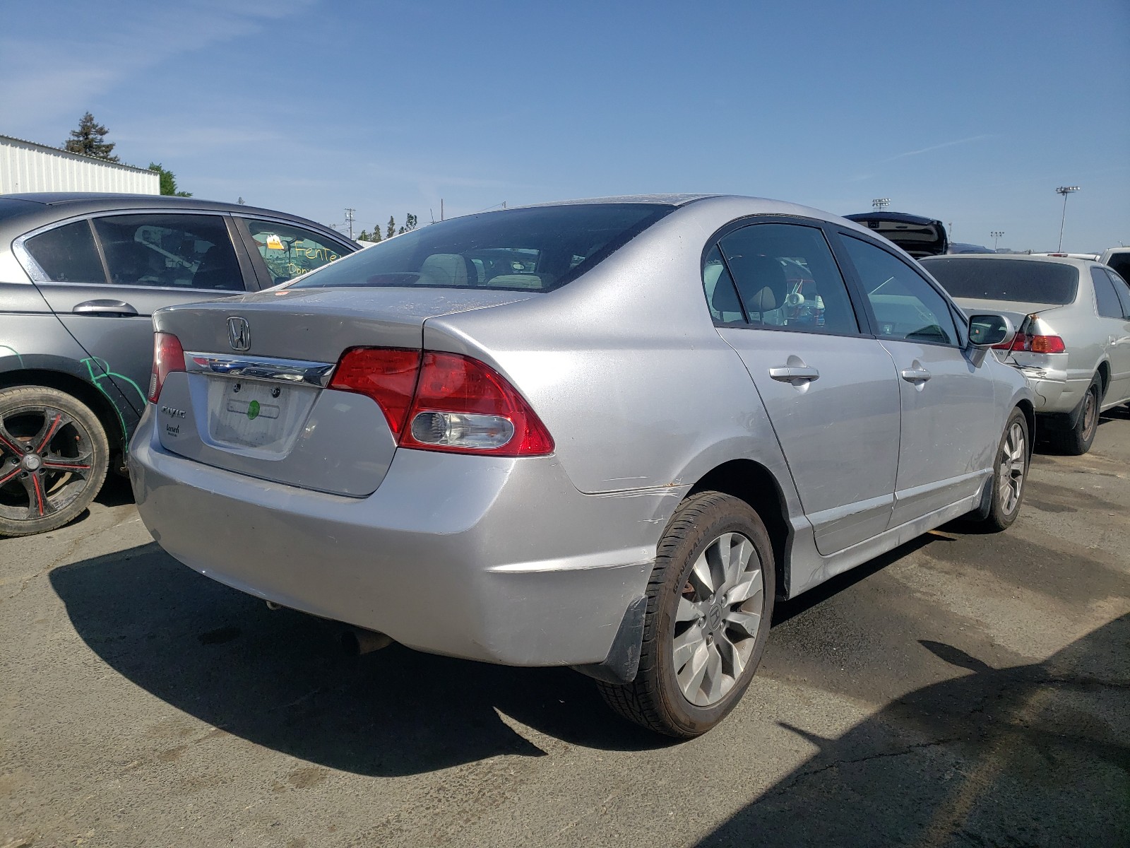 Photo 4 from auction – 2010 HONDA CIVIC EX with VIN 19XFA1F80AE054756