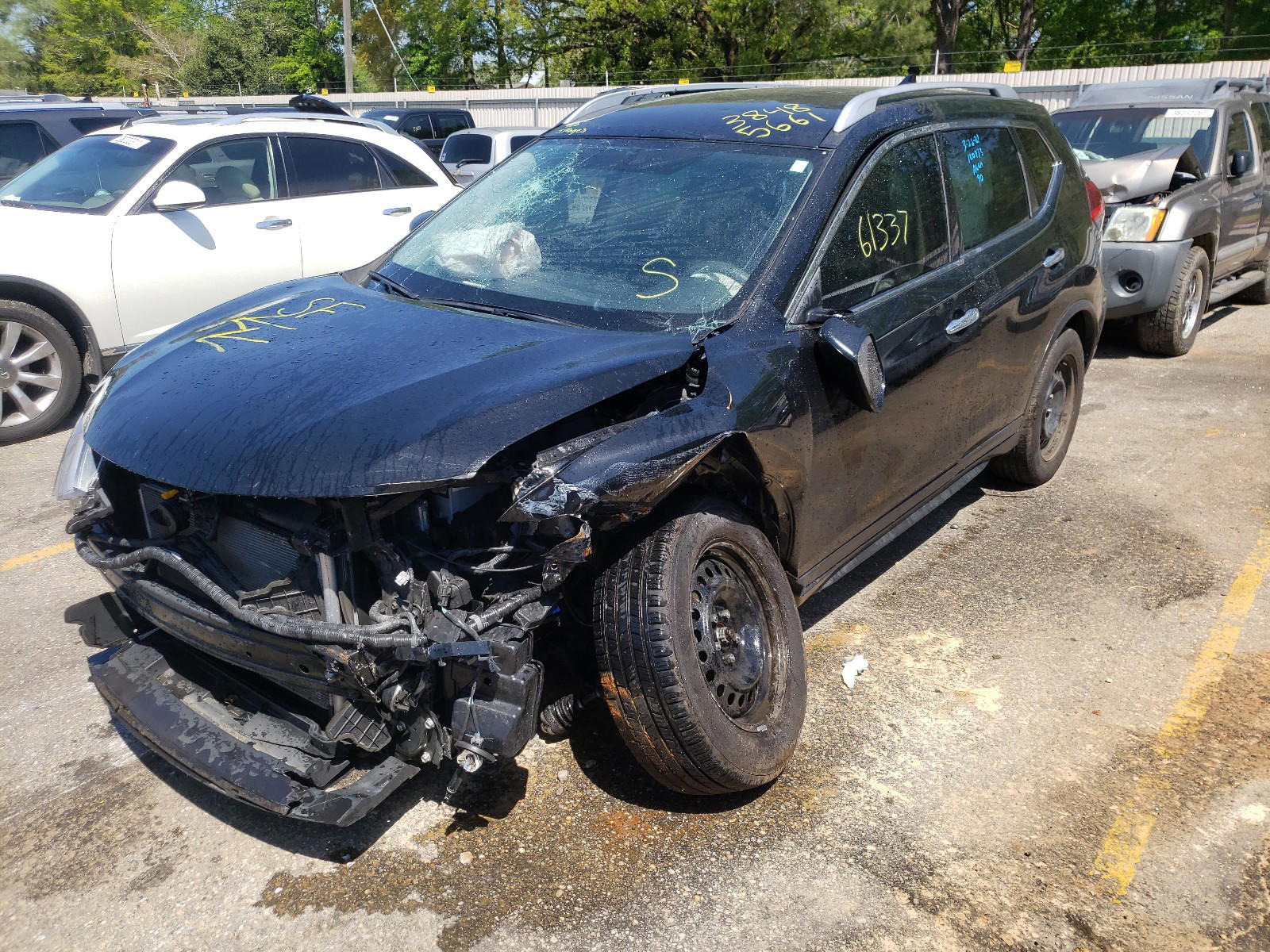 Photo 2 from auction – 2017 NISSAN ROGUE S with VIN KNMAT2MT9HP507560