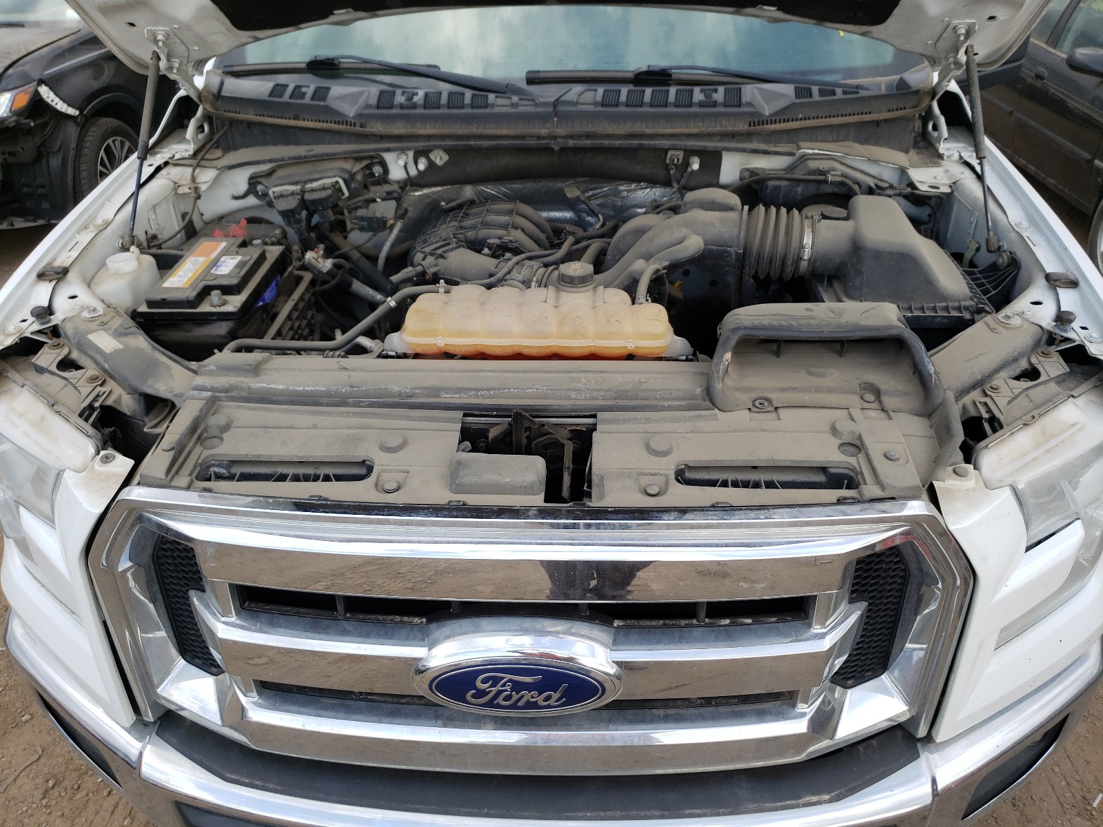Zdjęcie 7 z aukcji – 2015 FORD F150 SUPER z VIN 1FTEX1E81FFC79941