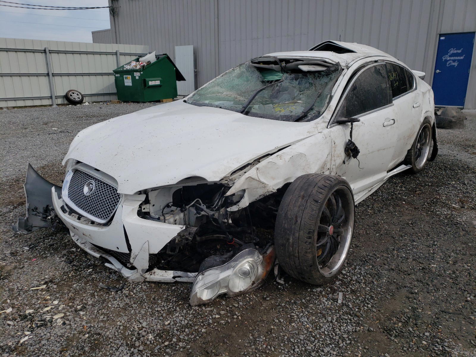 Photo 2 from auction – 2011 JAGUAR XF with VIN SAJWA0FB3BLR93268