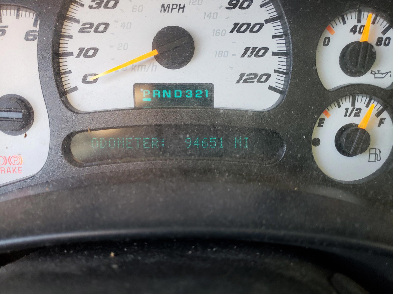 Photo 8 from auction – 2004 CHEVROLET SILVERADO with VIN 2GCEK19N241143370