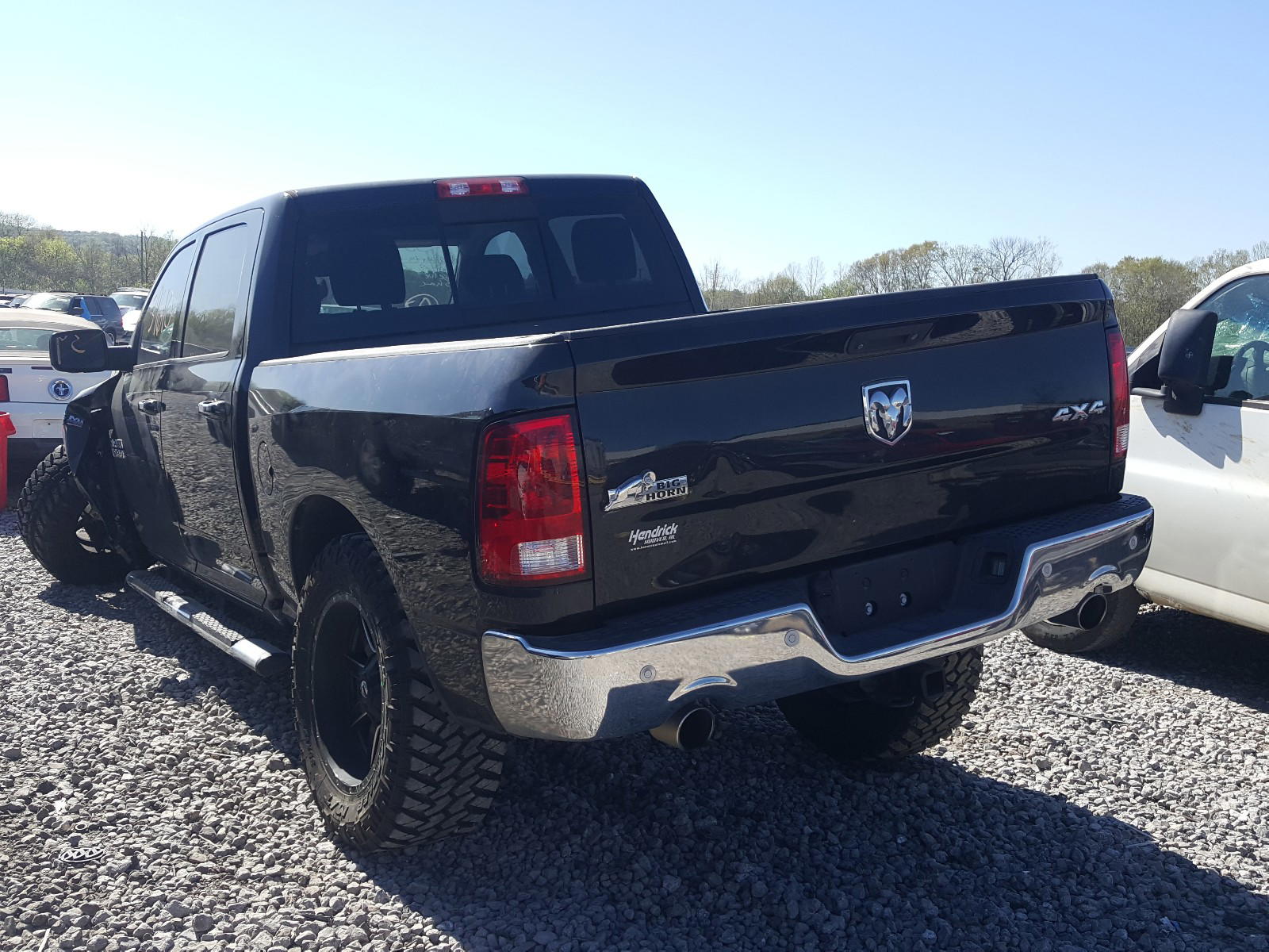 Photo 3 from auction – 2016 RAM 1500 SLT with VIN 3C6RR7LT5GG163901