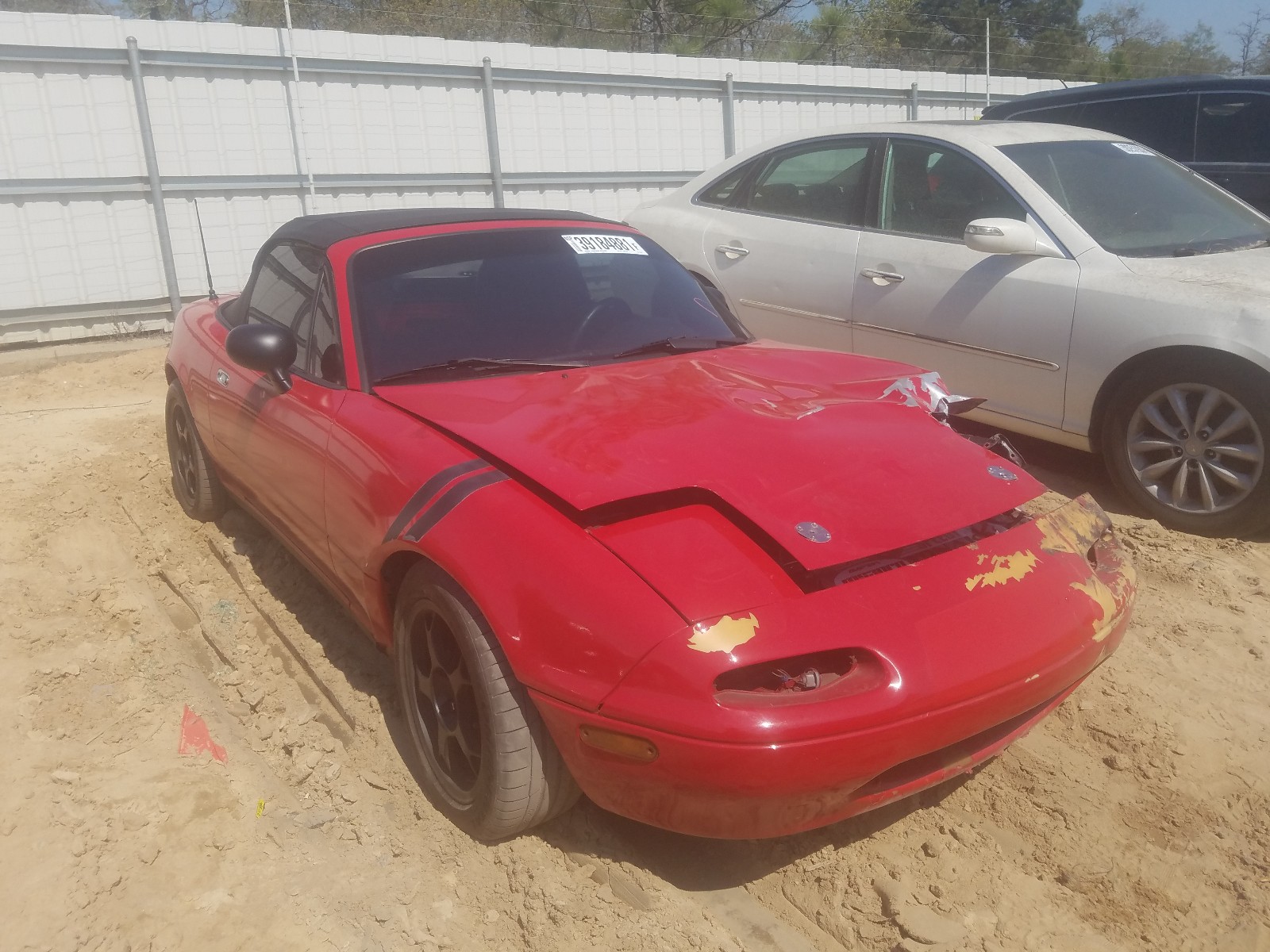 MAZDA MX-5 MIATA 1993 with VIN JM1NA3518P0415261 - Photo from auction