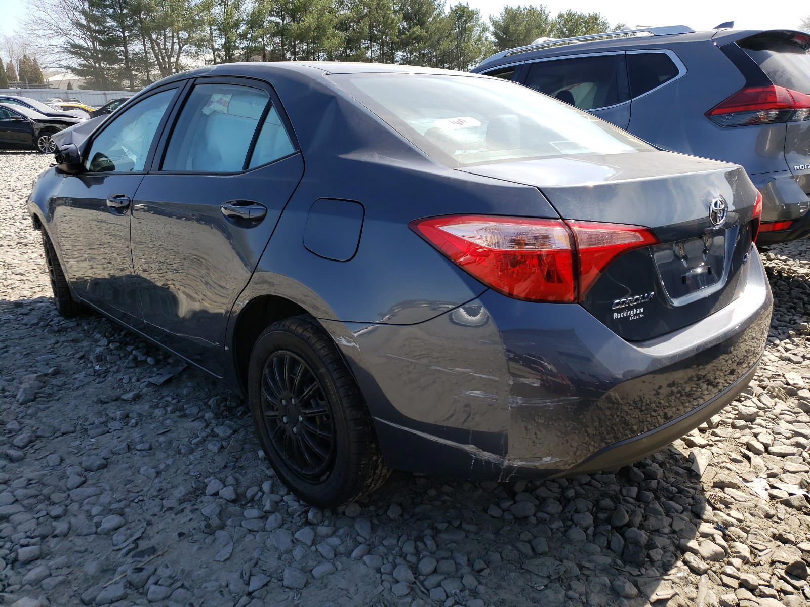 Photo 3 from auction – 2017 TOYOTA COROLLA L with VIN 2T1BURHEXHC861740
