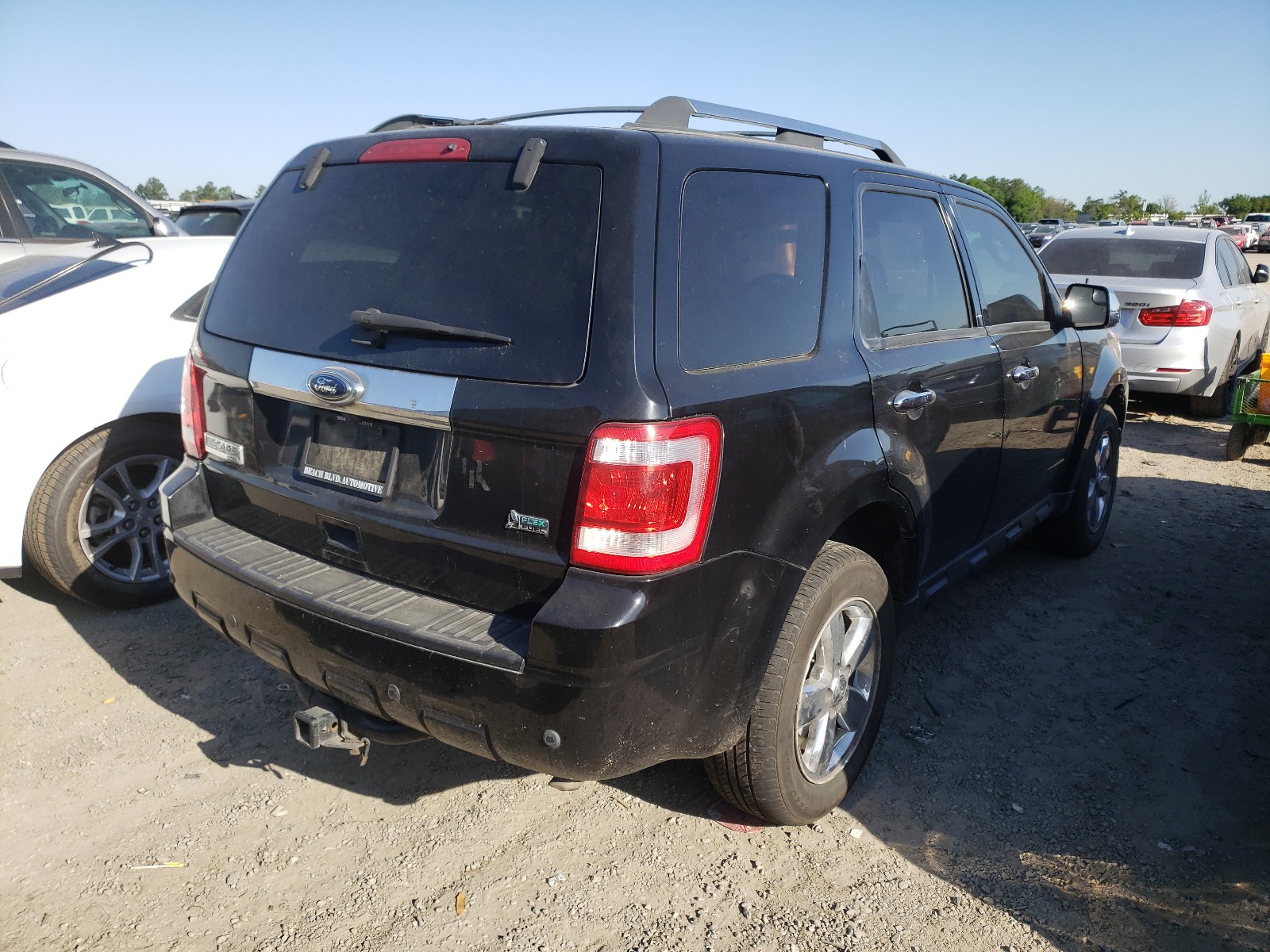 Zdjęcie 4 z aukcji – 2010 FORD ESCAPE LIM z VIN 1FMCU0EGXAKB63408
