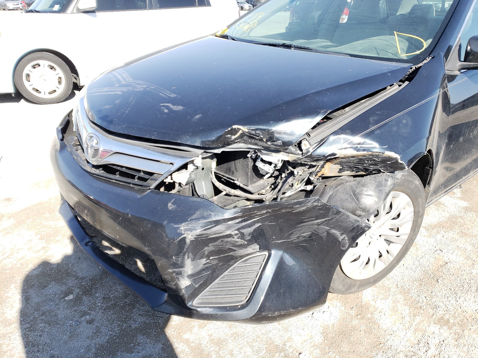 Zdjęcie 9 z aukcji – 2012 TOYOTA CAMRY BASE z VIN 4T4BF1FKXCR166630