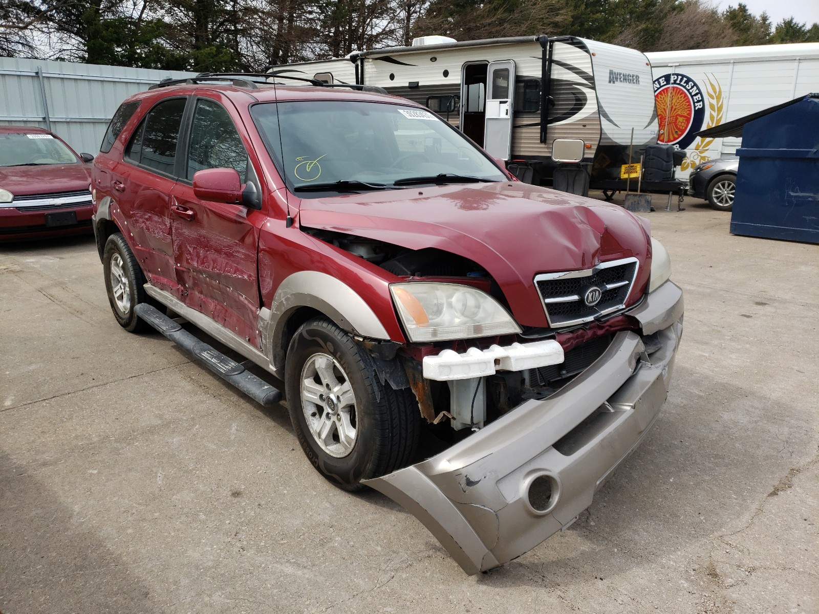 KIA SORENTO EX 2004 with VIN KNDJC733345187723 - Photo from auction