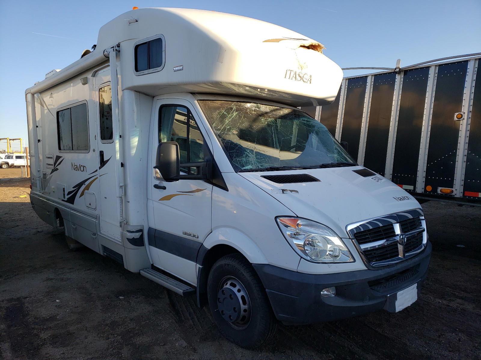 WINNEBAGO ITASCA 2008 with VIN WDXPF445379341336 - Photo from auction