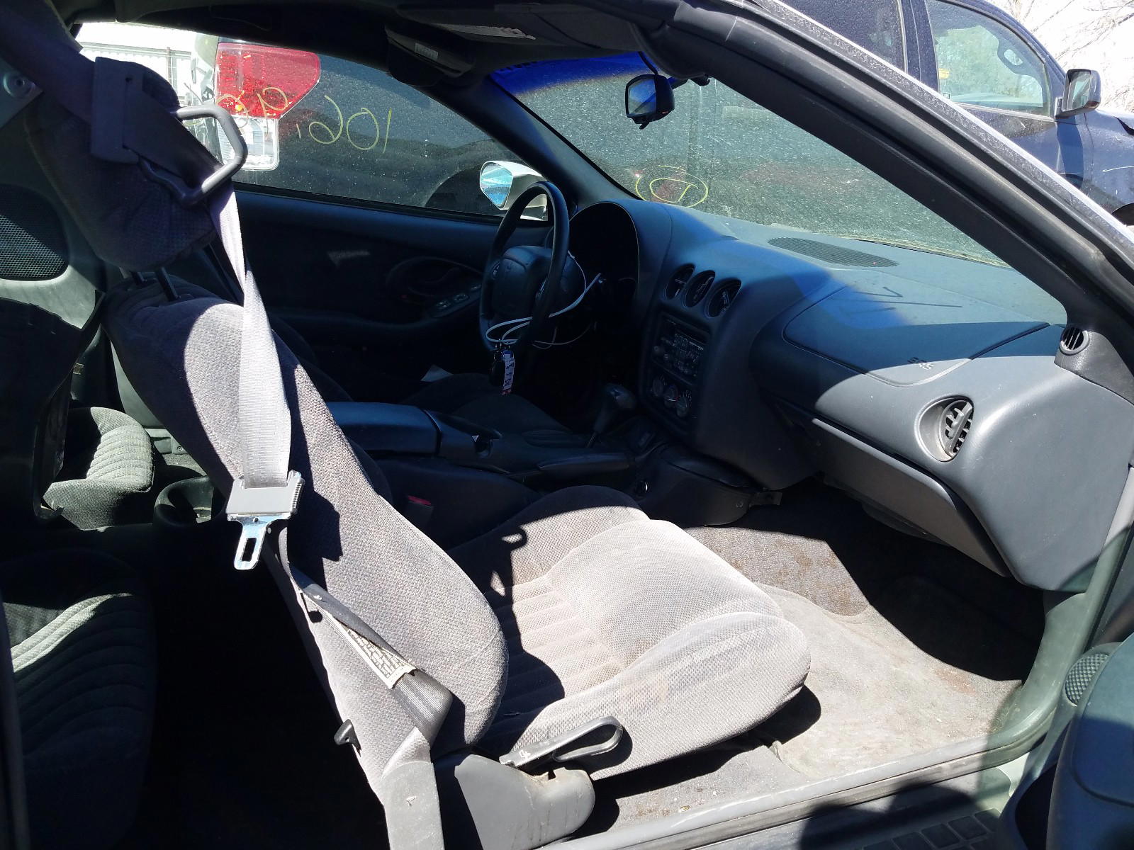 Photo 5 from auction – 1998 PONTIAC FIREBIRD with VIN 2G2FS22K0W2203111