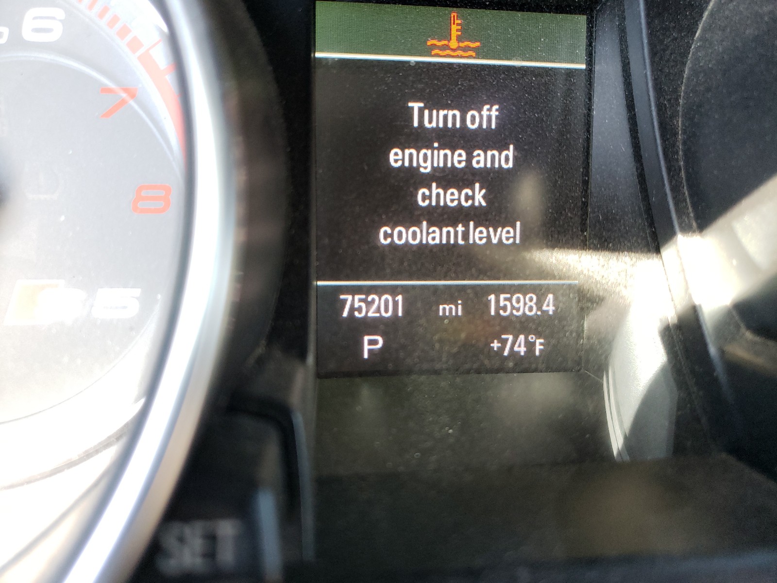 Фото 8 с аукциона – 2013 AUDI S5 PREMIUM с VIN WAUCGAFR9DA017154
