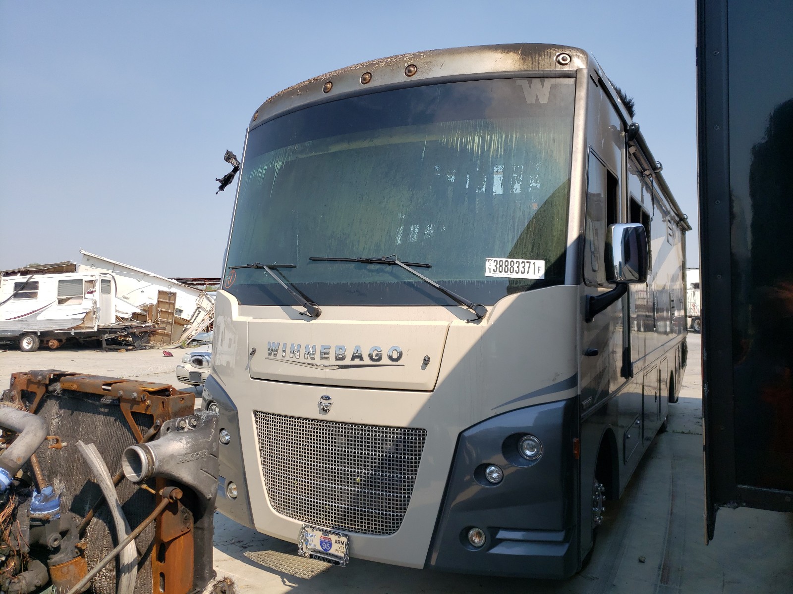 Photo 2 from auction – 2019 FORD F53 with VIN 1F65F5DY4K0A18802