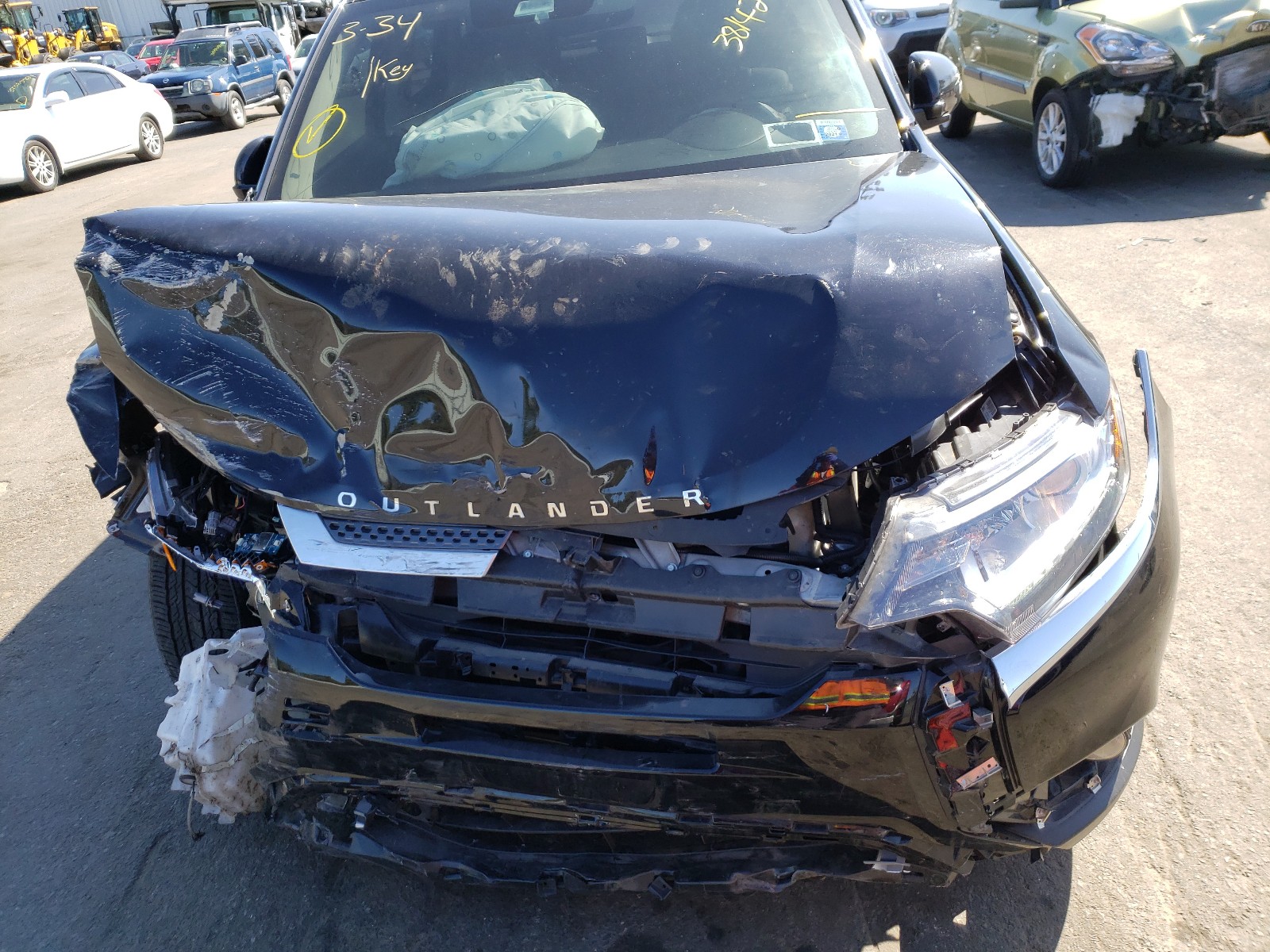 Photo 17 from auction – 2020 MITSUBISHI OUTLANDER with VIN JA4AD3A33LZ010504