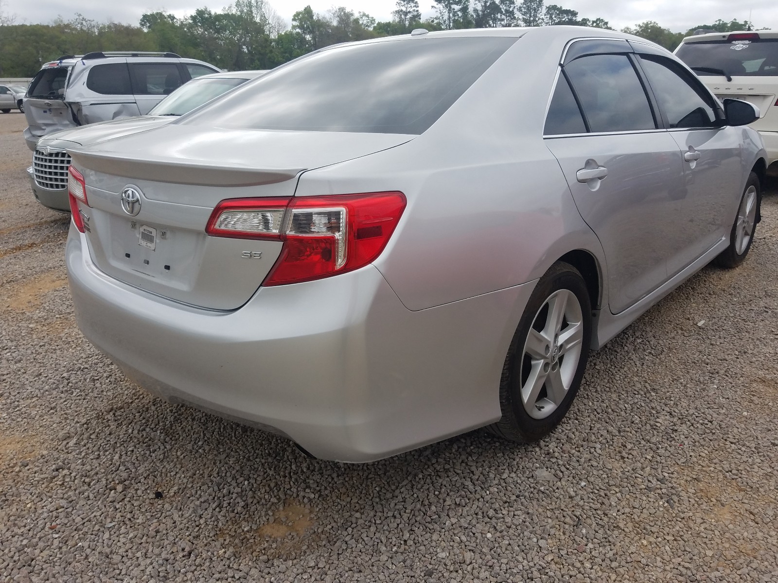 Photo 4 from auction – 2014 TOYOTA CAMRY L with VIN 4T1BF1FK8EU349537