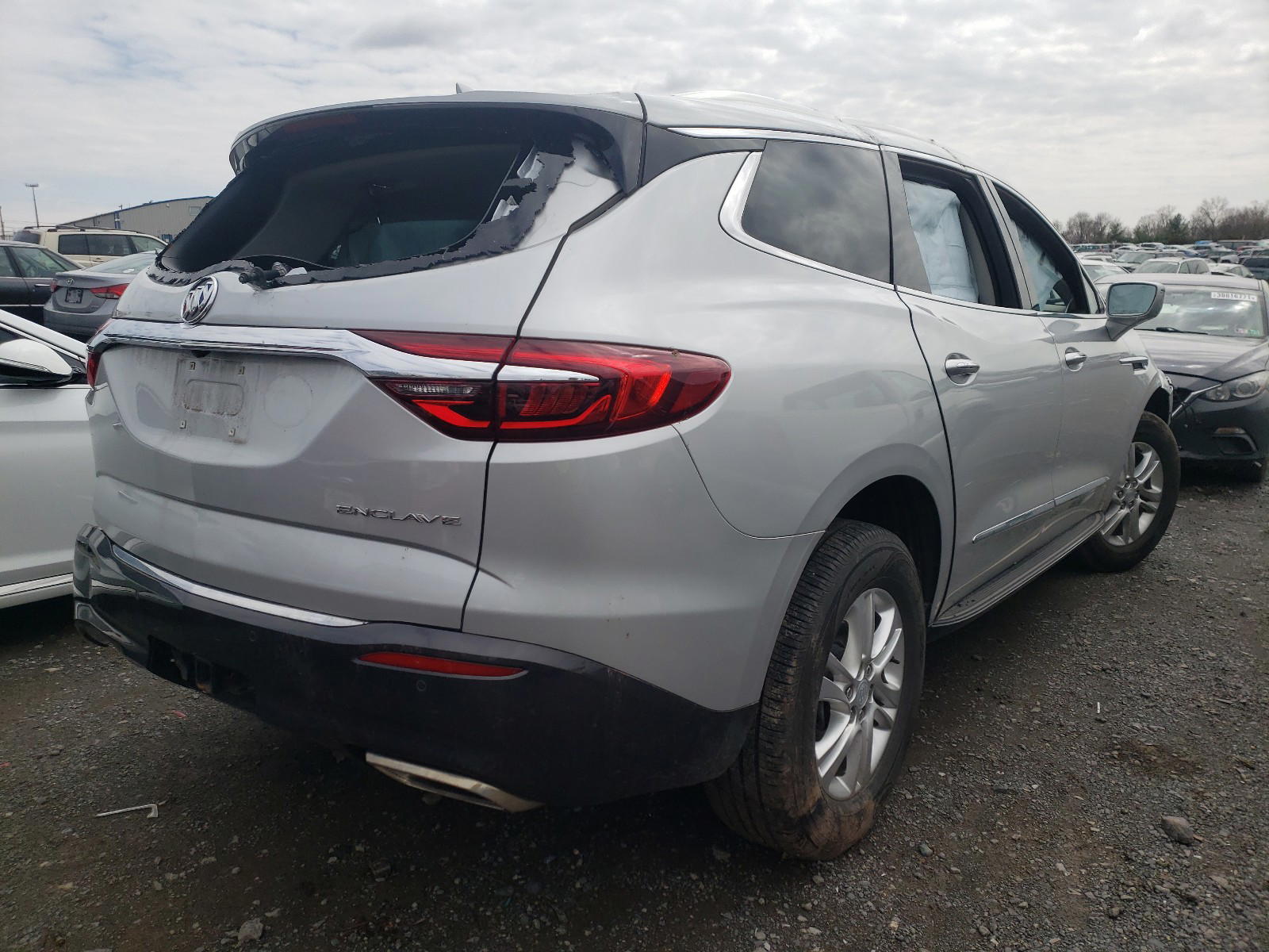 Photo 4 from auction – 2019 BUICK ENCLAVE with VIN 5GAERAKW2KJ126832
