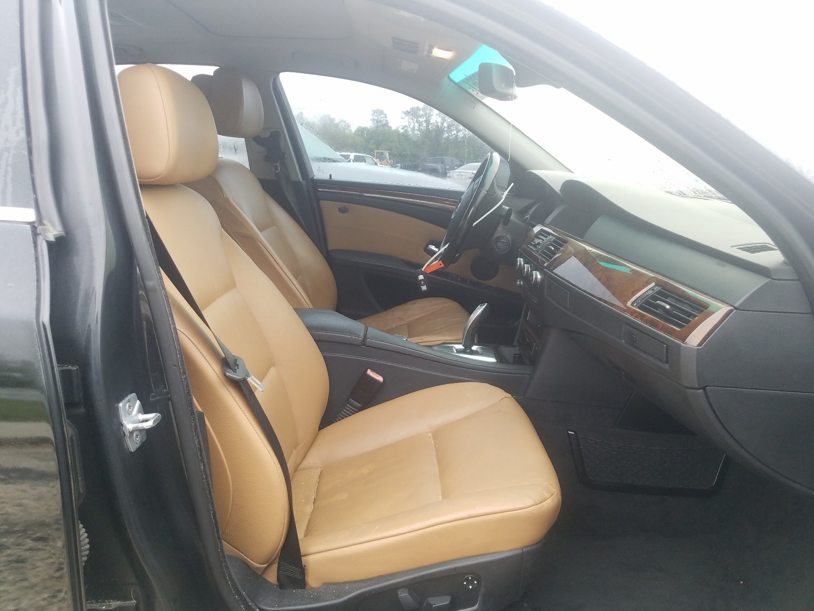 Photo 5 from auction – 2009 BMW 535 I with VIN WBANW13599C163742