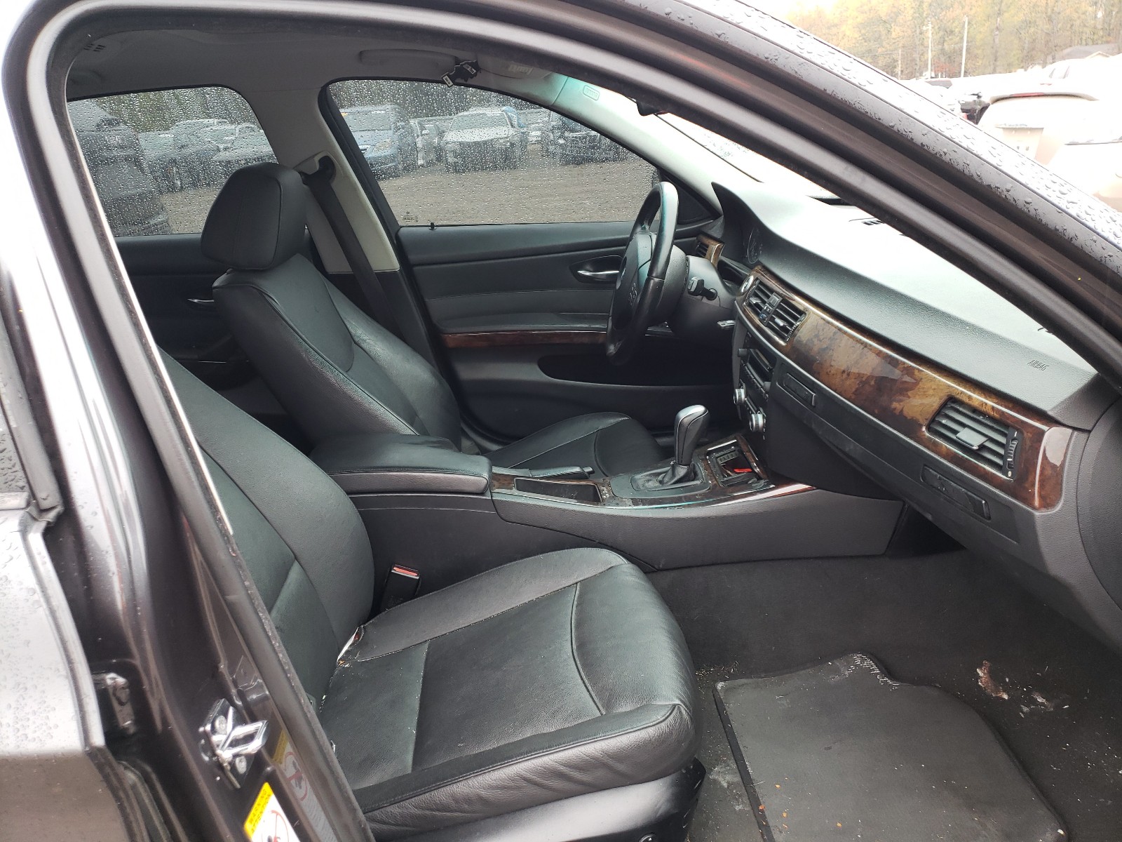 Photo 5 from auction – 2007 BMW 328 I with VIN WBAVA33527PV67563