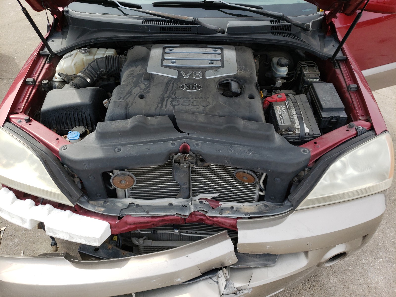 Photo 7 from auction – 2004 KIA SORENTO EX with VIN KNDJC733345187723