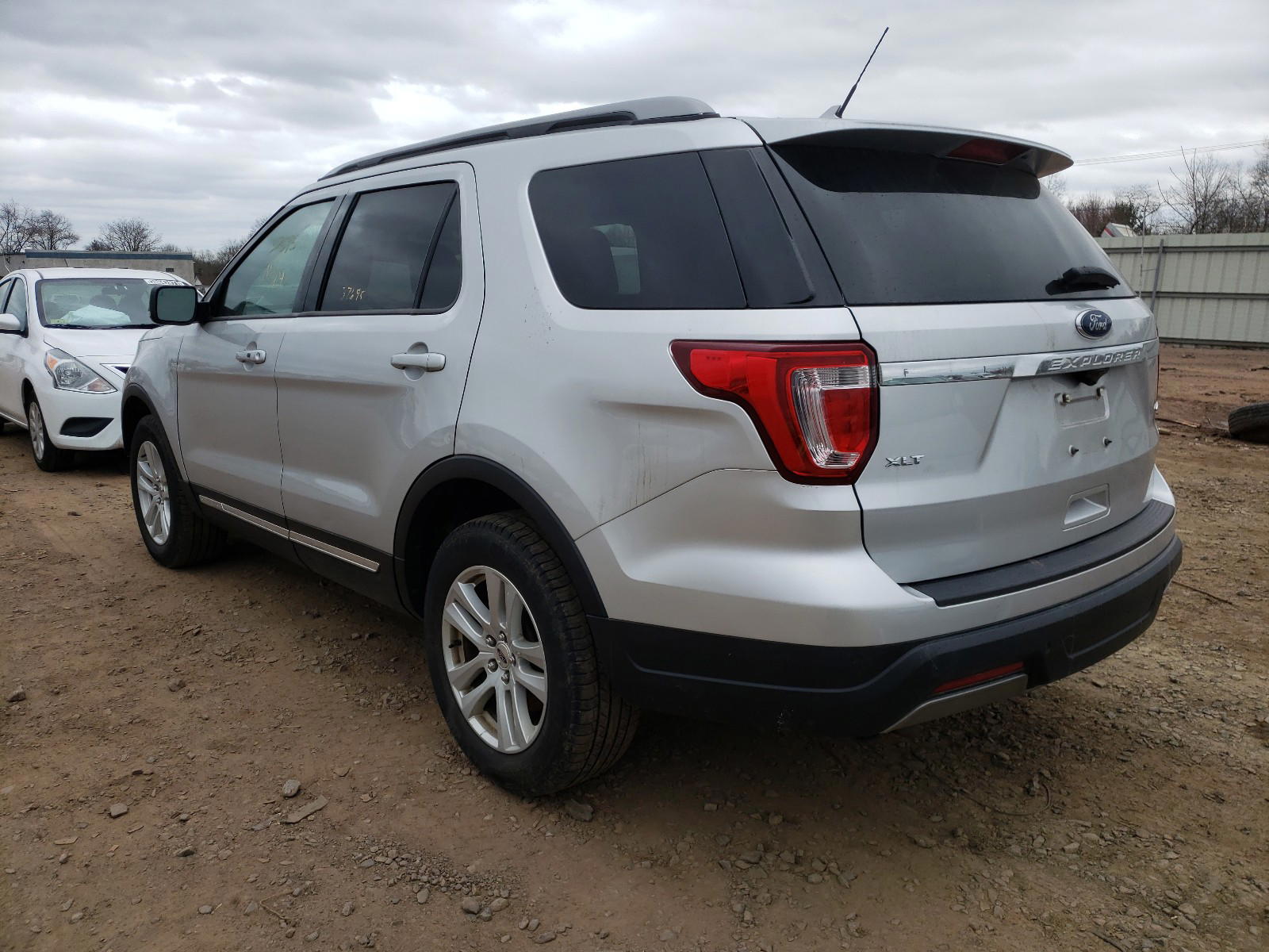 Photo 3 from auction – 2019 FORD EXPLORER X with VIN 1FM5K8D82KGB48106