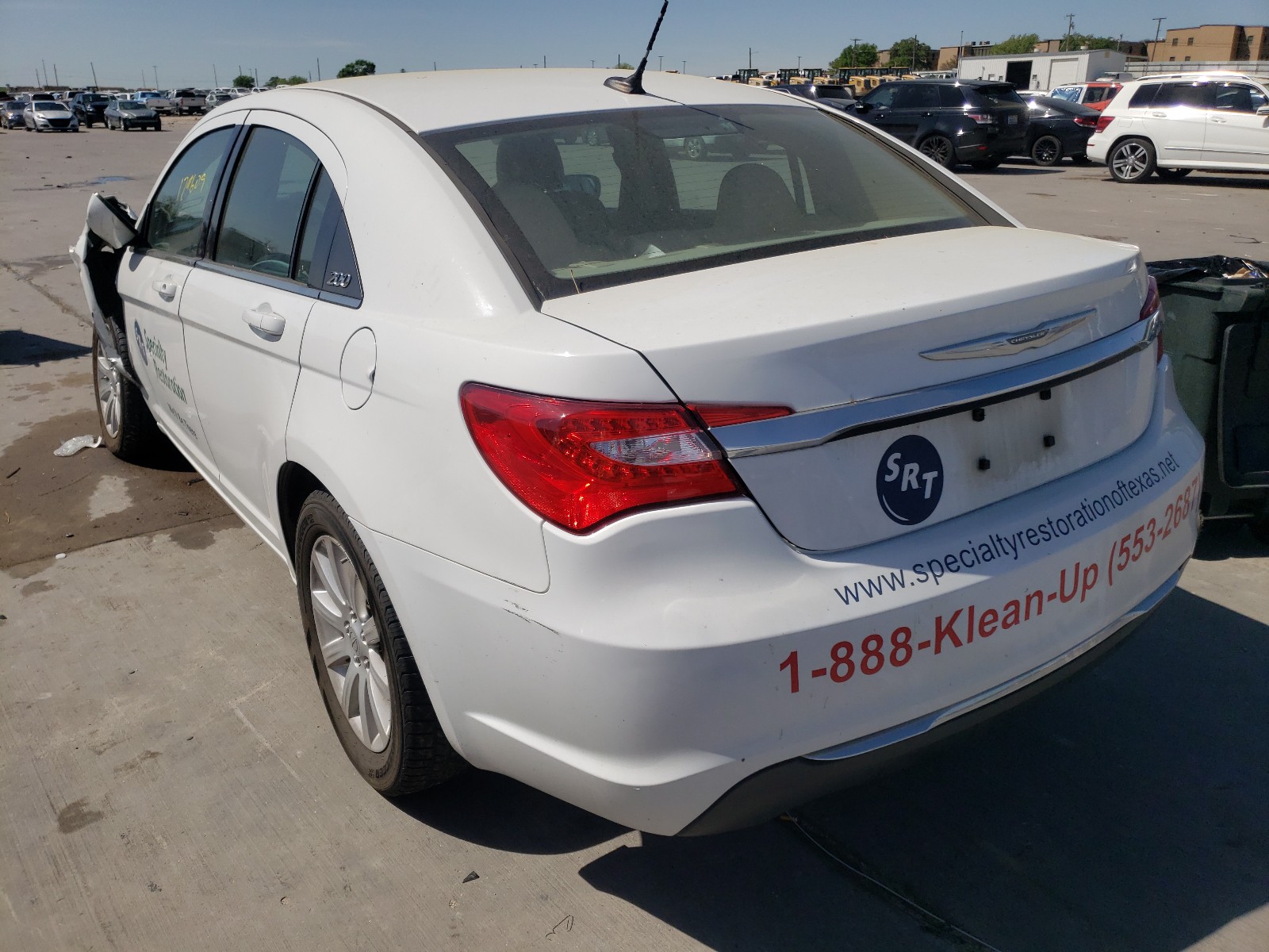 Photo 3 from auction – 2014 CHRYSLER 200 TOURIN with VIN 1C3CCBBB8EN107875