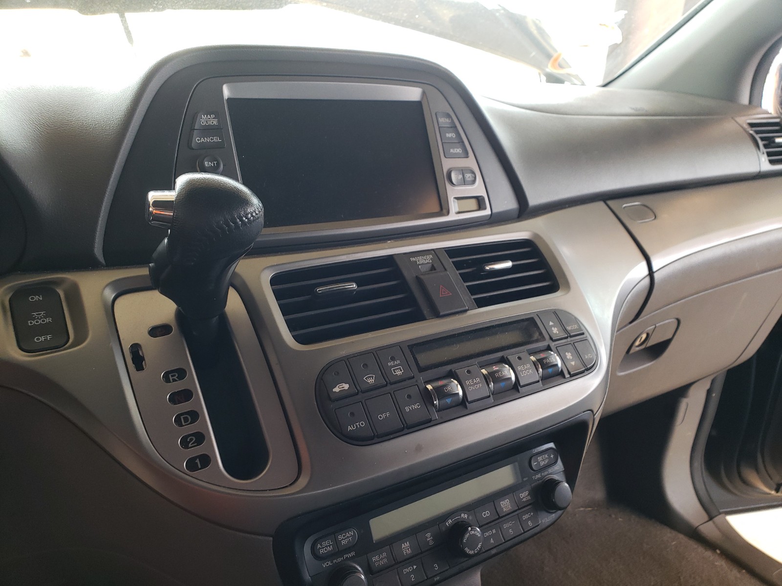 Photo 9 from auction – 2009 HONDA ODYSSEY EX with VIN 5FNRL38759B413354