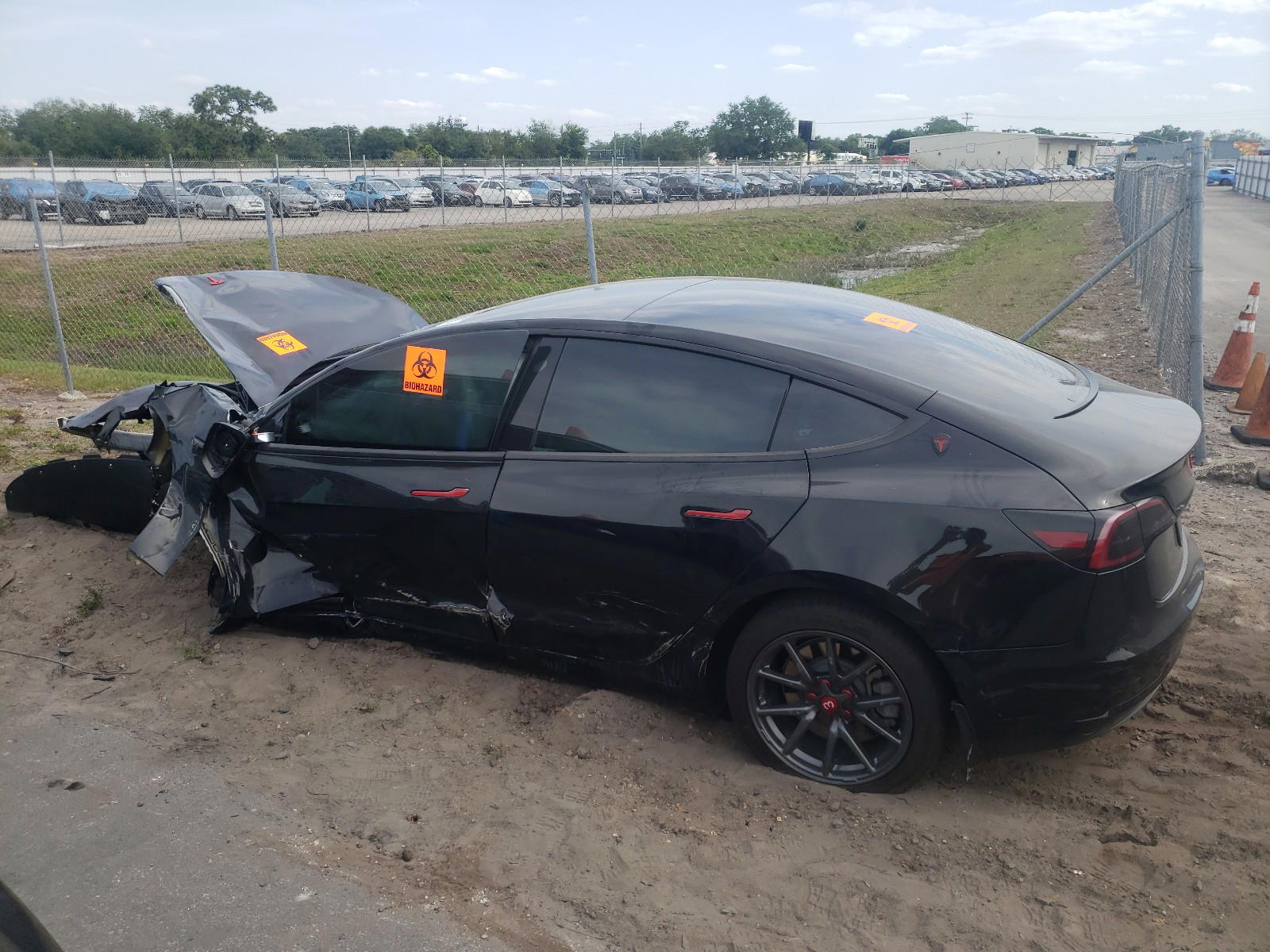 Photo 10 from auction – 2019 TESLA MODEL 3 with VIN 5YJ3E1EA4KF484412