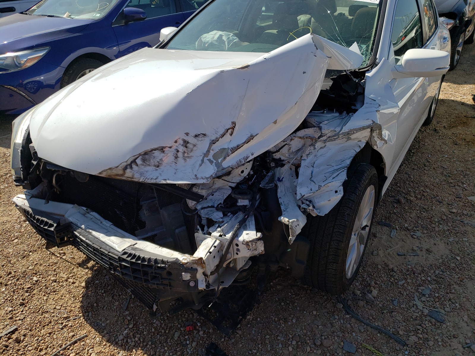 Photo 9 from auction – 2014 HONDA ACCORD EXL with VIN 1HGCR2F82EA101149
