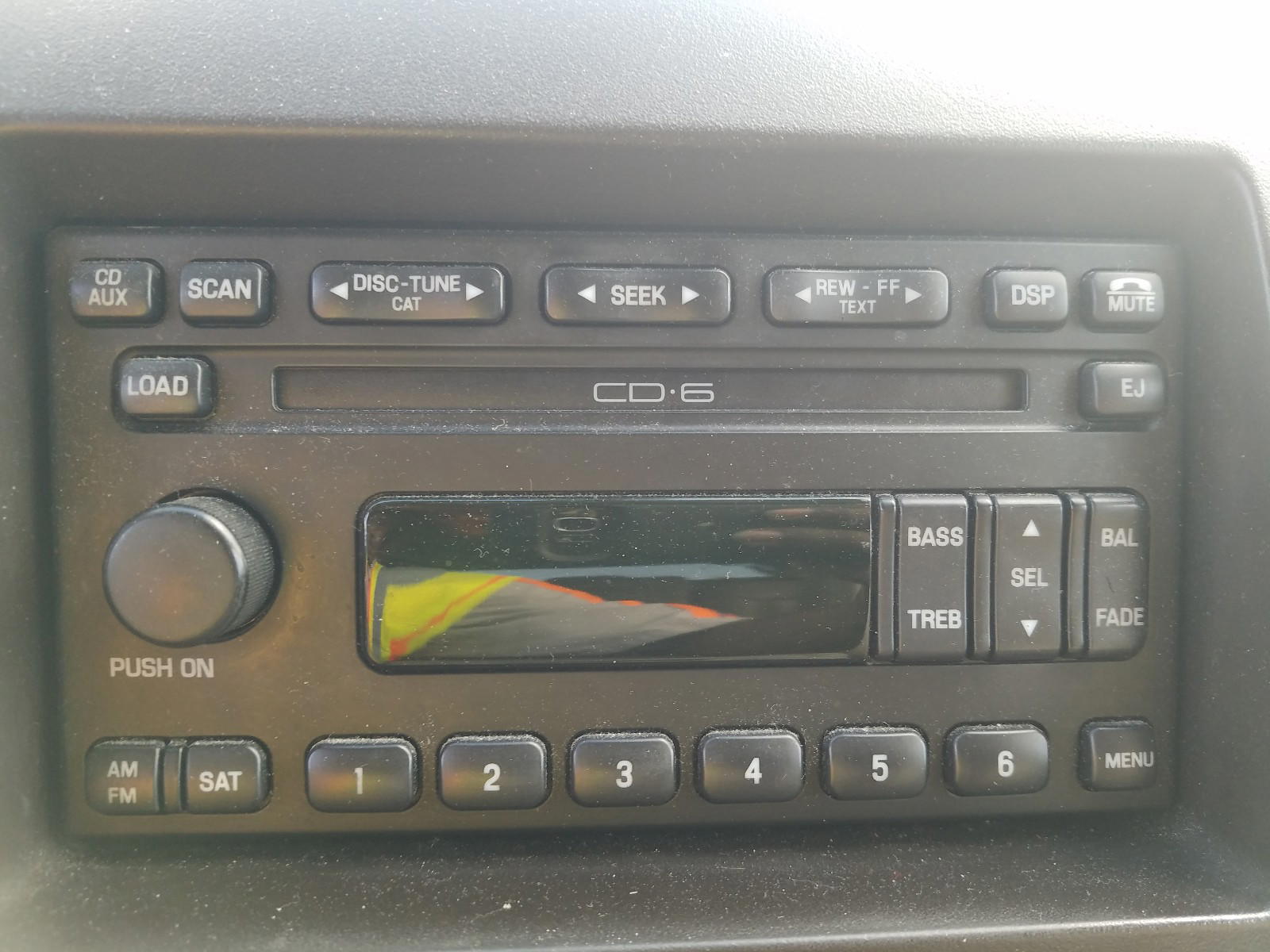 Photo 9 from auction – 2004 FORD EXPEDITION with VIN 1FMFU18L84LB72408