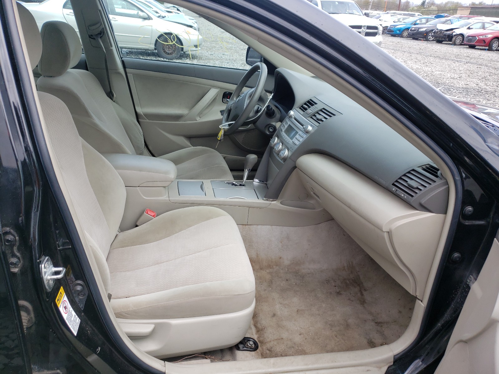 Photo 5 from auction – 2010 TOYOTA CAMRY BASE with VIN 4T1BF3EK9AU099295