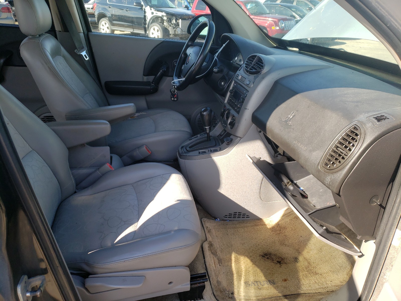 Photo 5 from auction – 2004 SATURN VUE with VIN 5GZCZ53434S856724