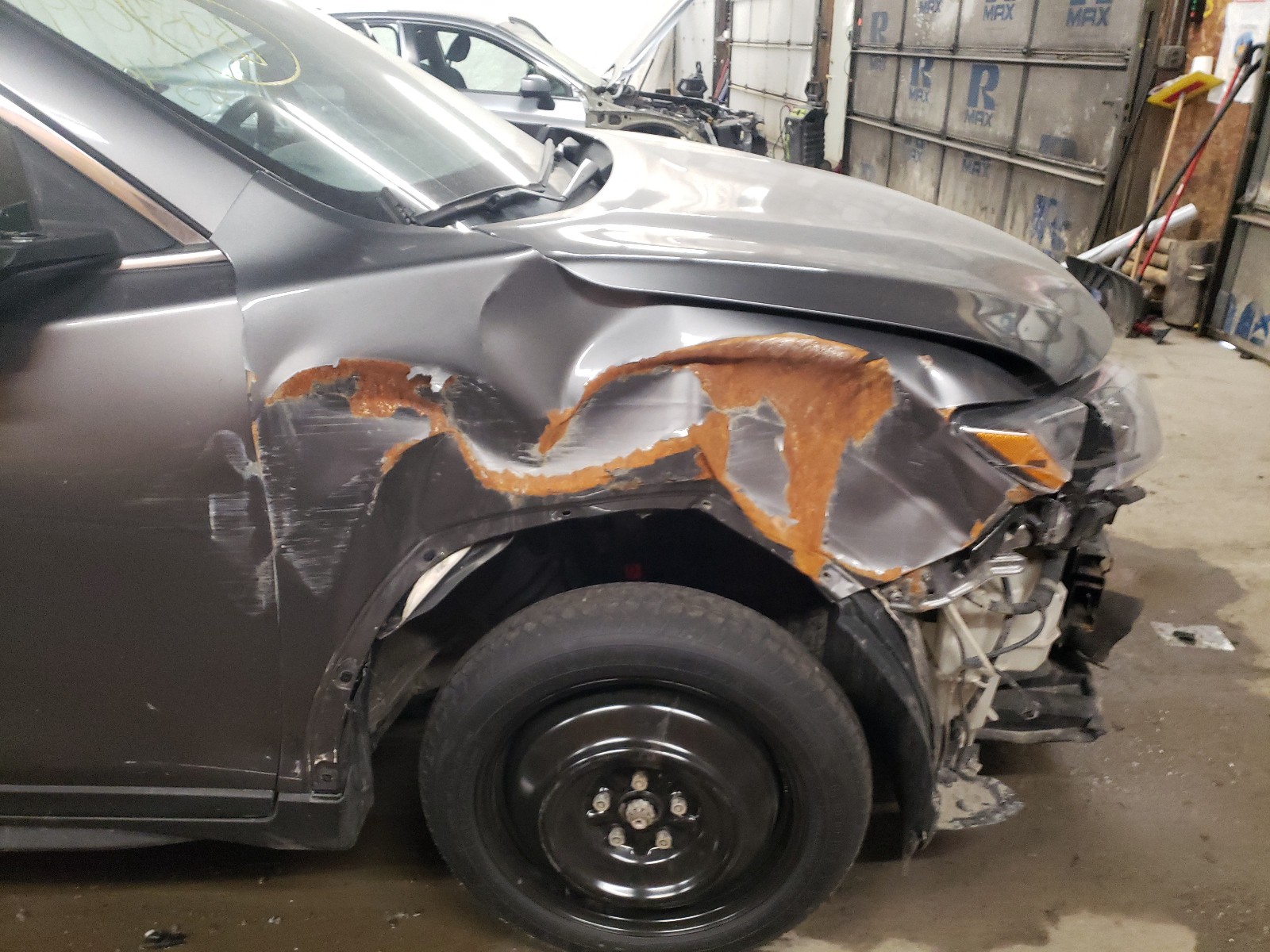 Photo 9 from auction – 2017 NISSAN ROGUE S with VIN KNMAT2MV8HP556167