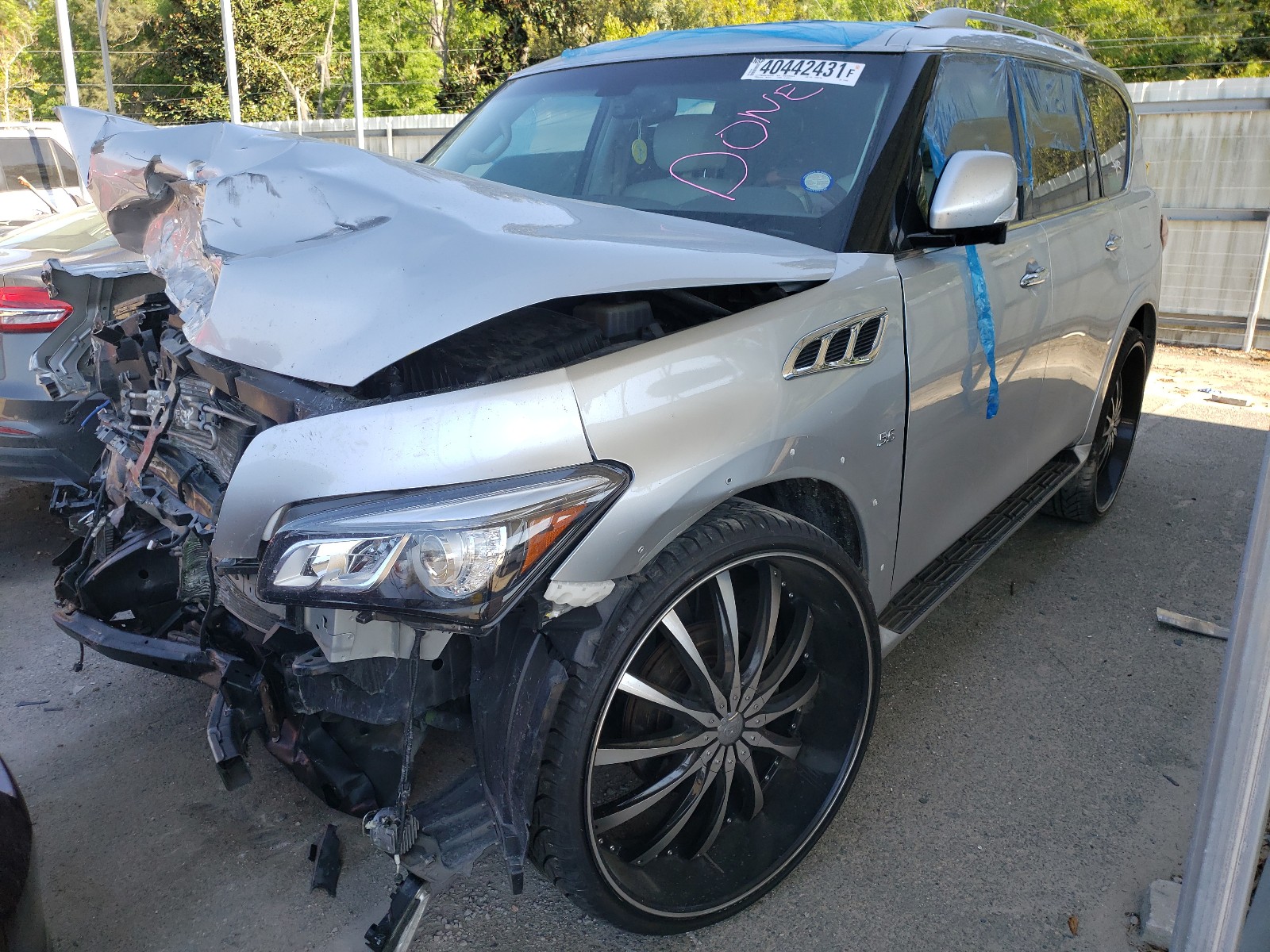 Photo 2 from auction – 2015 INFINITI QX80 with VIN JN8AZ2ND6F9770486