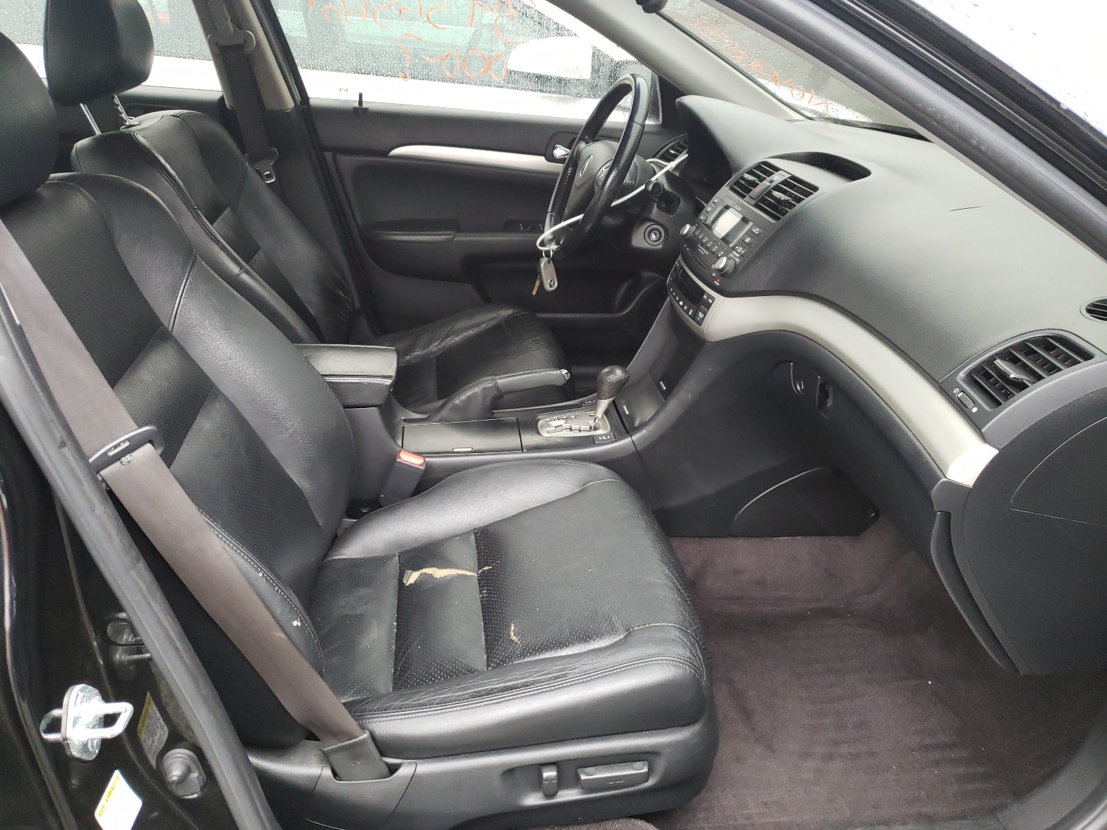 Photo 5 from auction – 2006 ACURA TSX with VIN JH4CL96816C014114