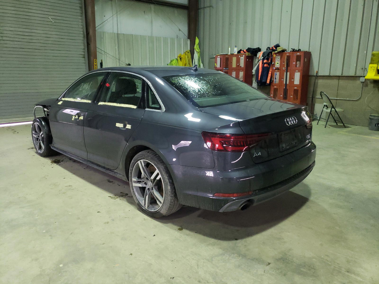 Photo 3 from auction – 2018 AUDI A4 PREMIUM with VIN WAUENAF41JN014112