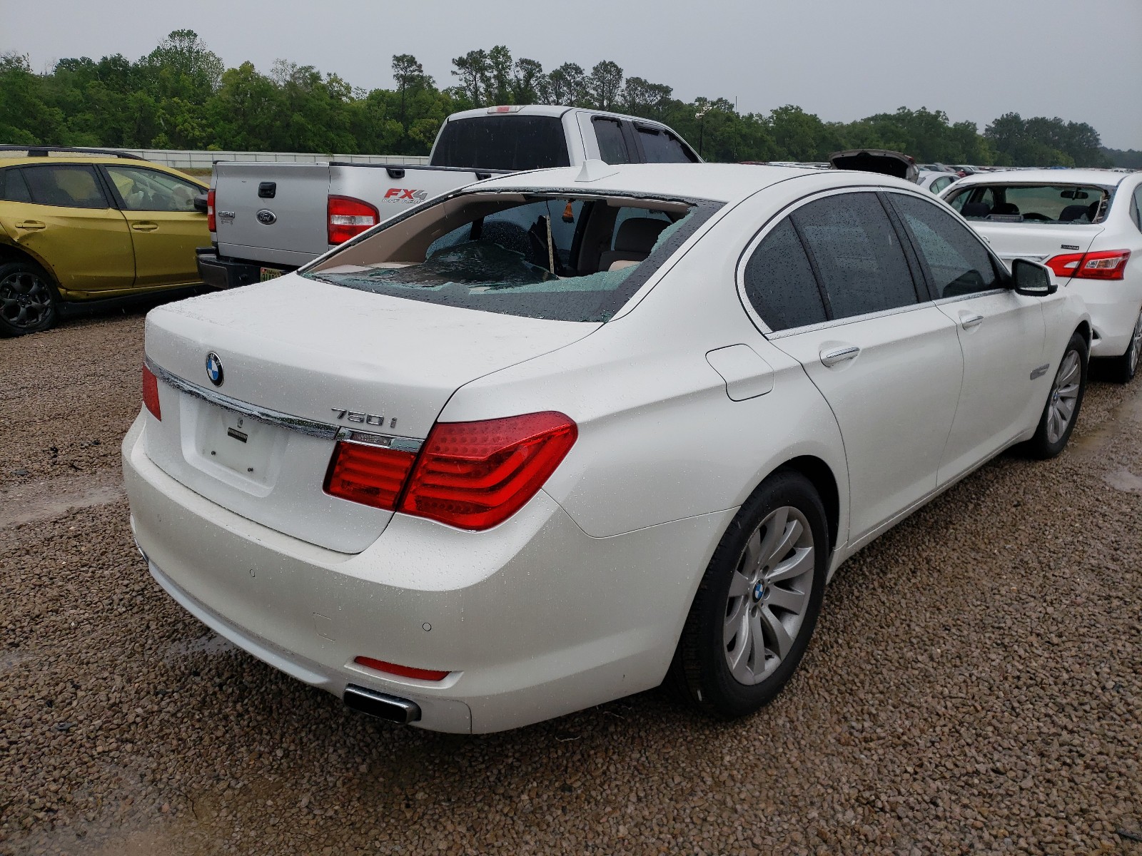 Photo 14 from auction – 2011 BMW 750 I with VIN WBAKA8C57BCY36477