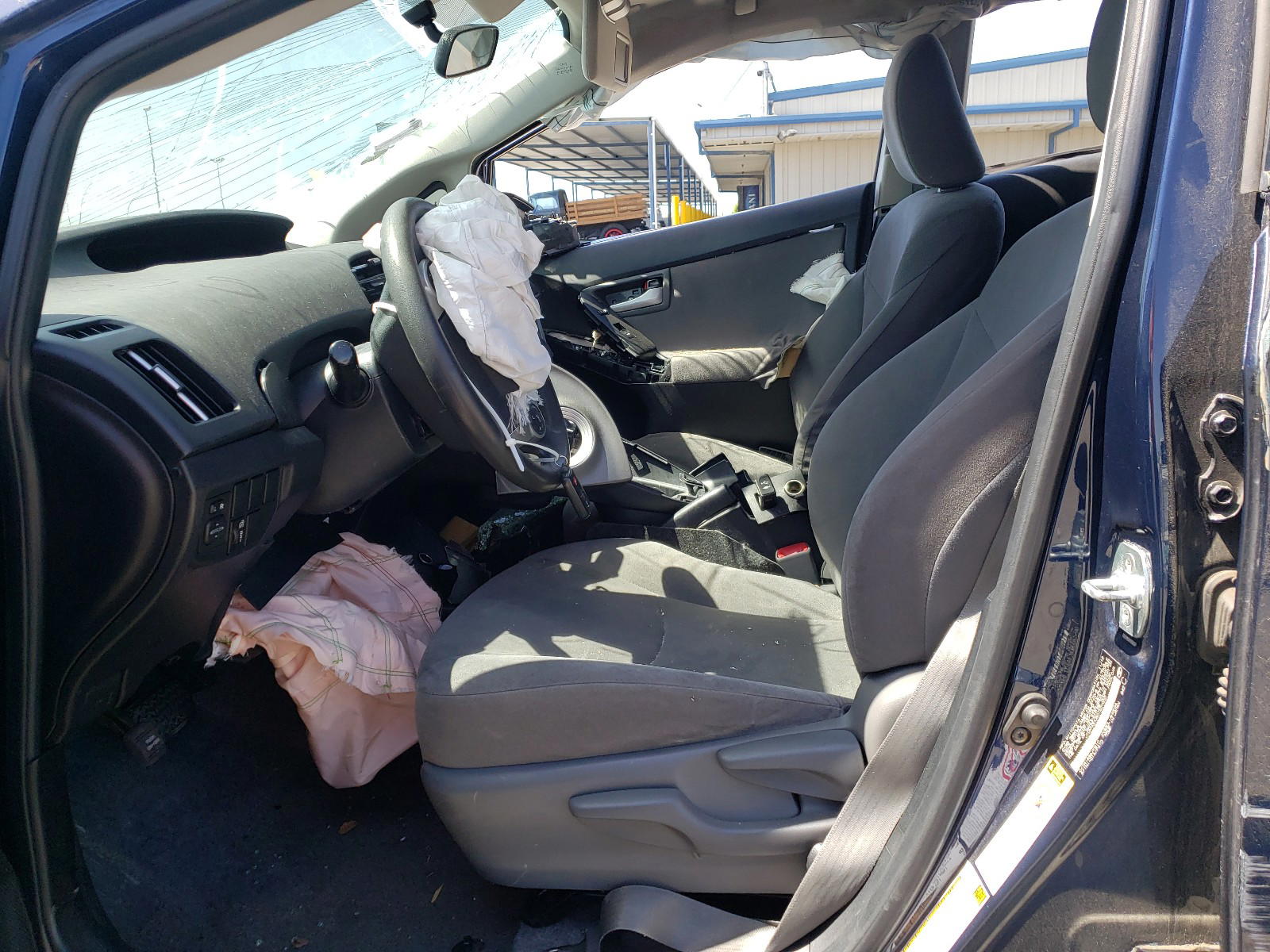 Photo 5 from auction – 2013 TOYOTA PRIUS with VIN JTDKN3DU8D1627652