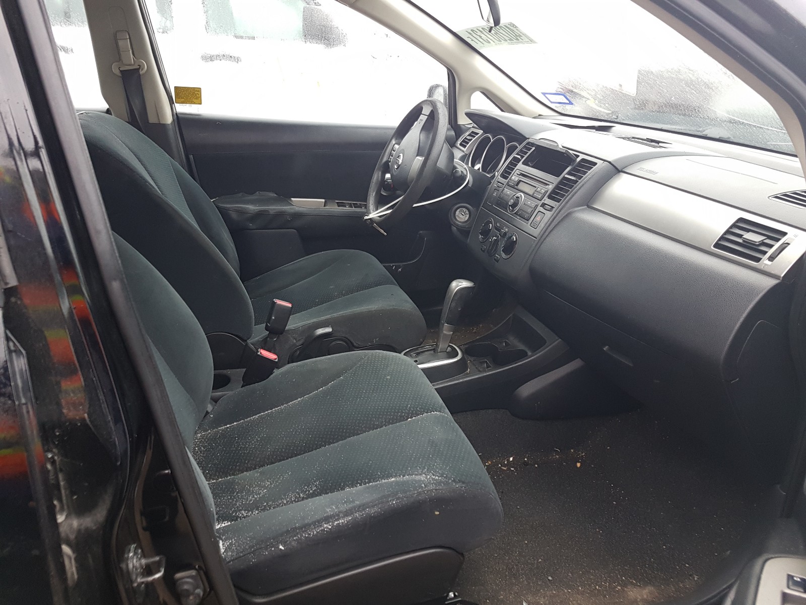 Photo 5 from auction – 2010 NISSAN VERSA S with VIN 3N1BC1CP3AL421216