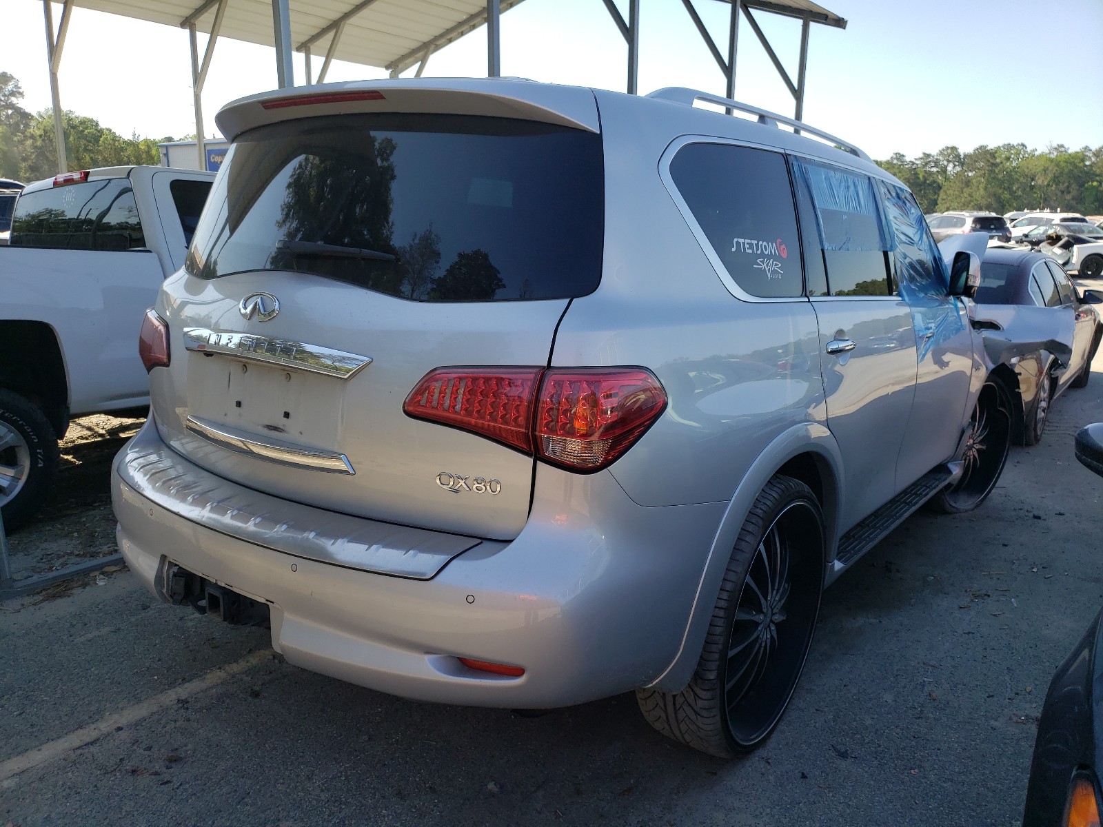 Photo 4 from auction – 2015 INFINITI QX80 with VIN JN8AZ2ND6F9770486