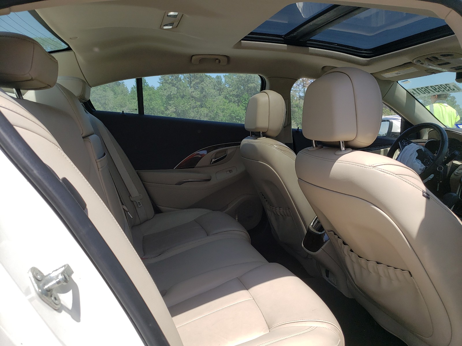 صورة رقم 6 من المزاد - 2014 BUICK LACROSSE مع VIN 1G4GB5G32EF184024