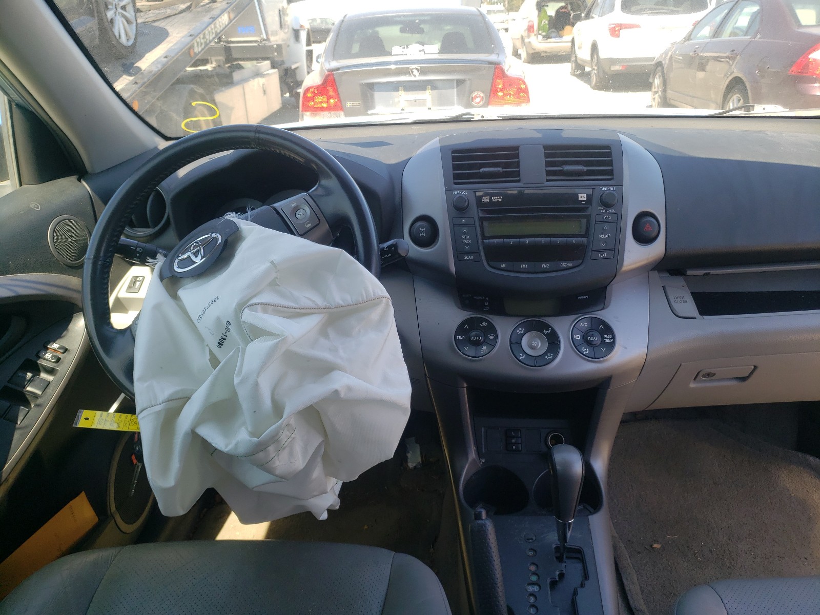 Photo 9 from auction – 2007 TOYOTA RAV4 LIMIT with VIN JTMBD31V875123518