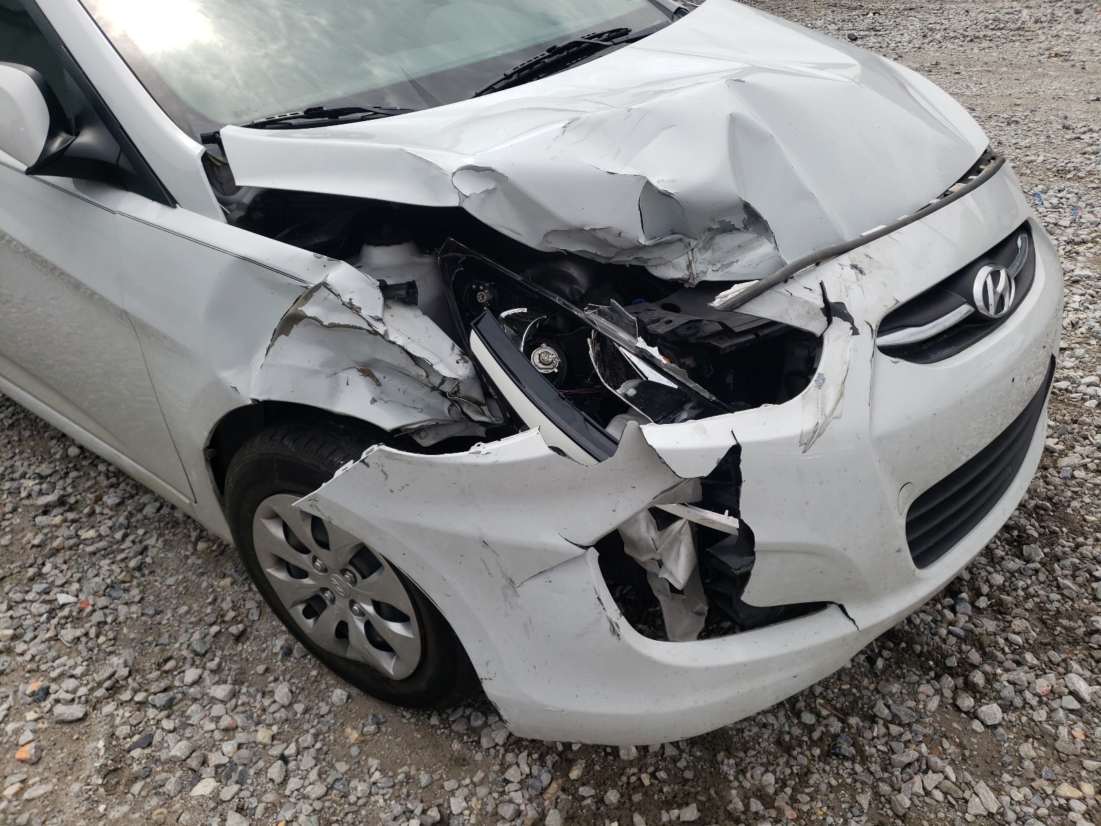 Photo 9 from auction – 2017 HYUNDAI ACCENT SE with VIN KMHCT4AE2HU390671