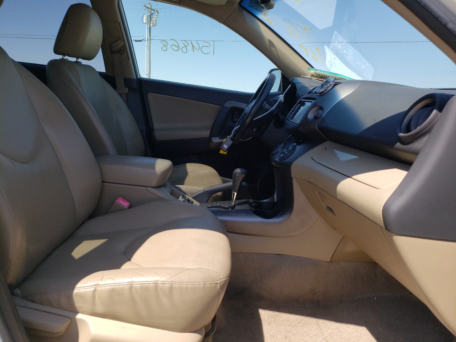 Photo 5 from auction – 2009 TOYOTA RAV4 LIMIT with VIN JTMBF31V395016857