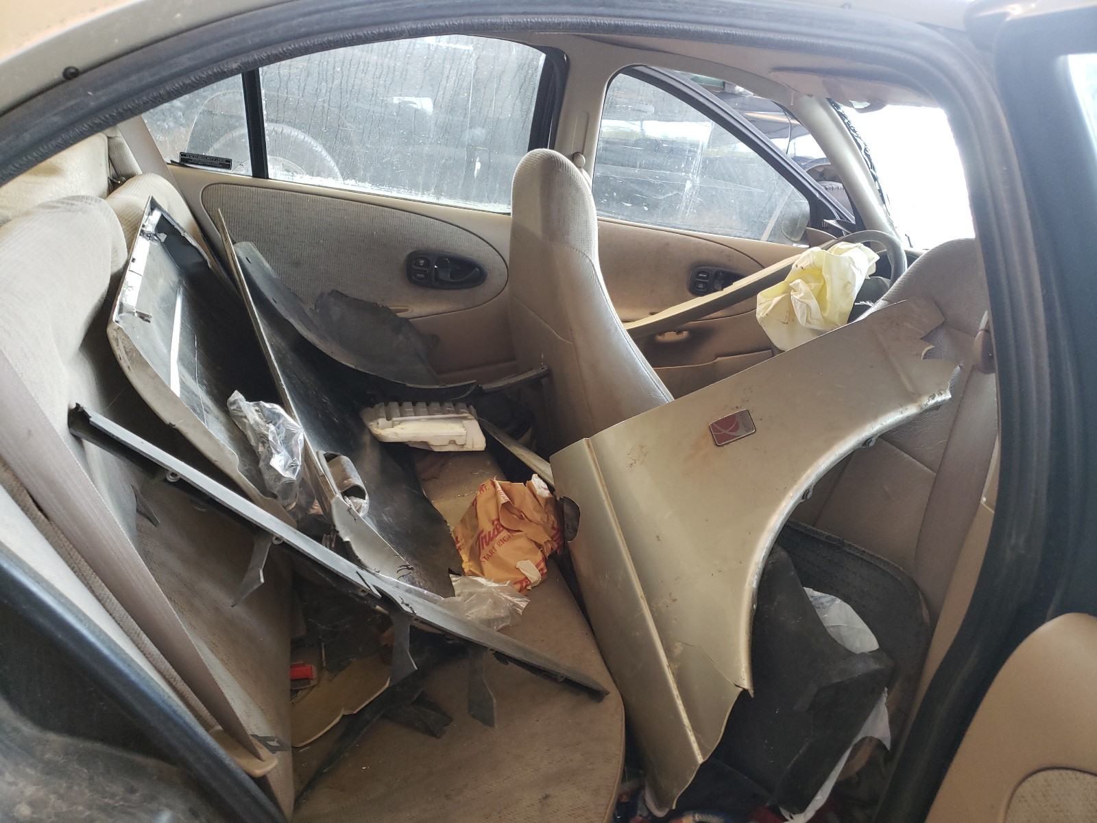 Photo 6 from auction – 1998 SATURN SL1 with VIN 1G8ZH5287WZ186389