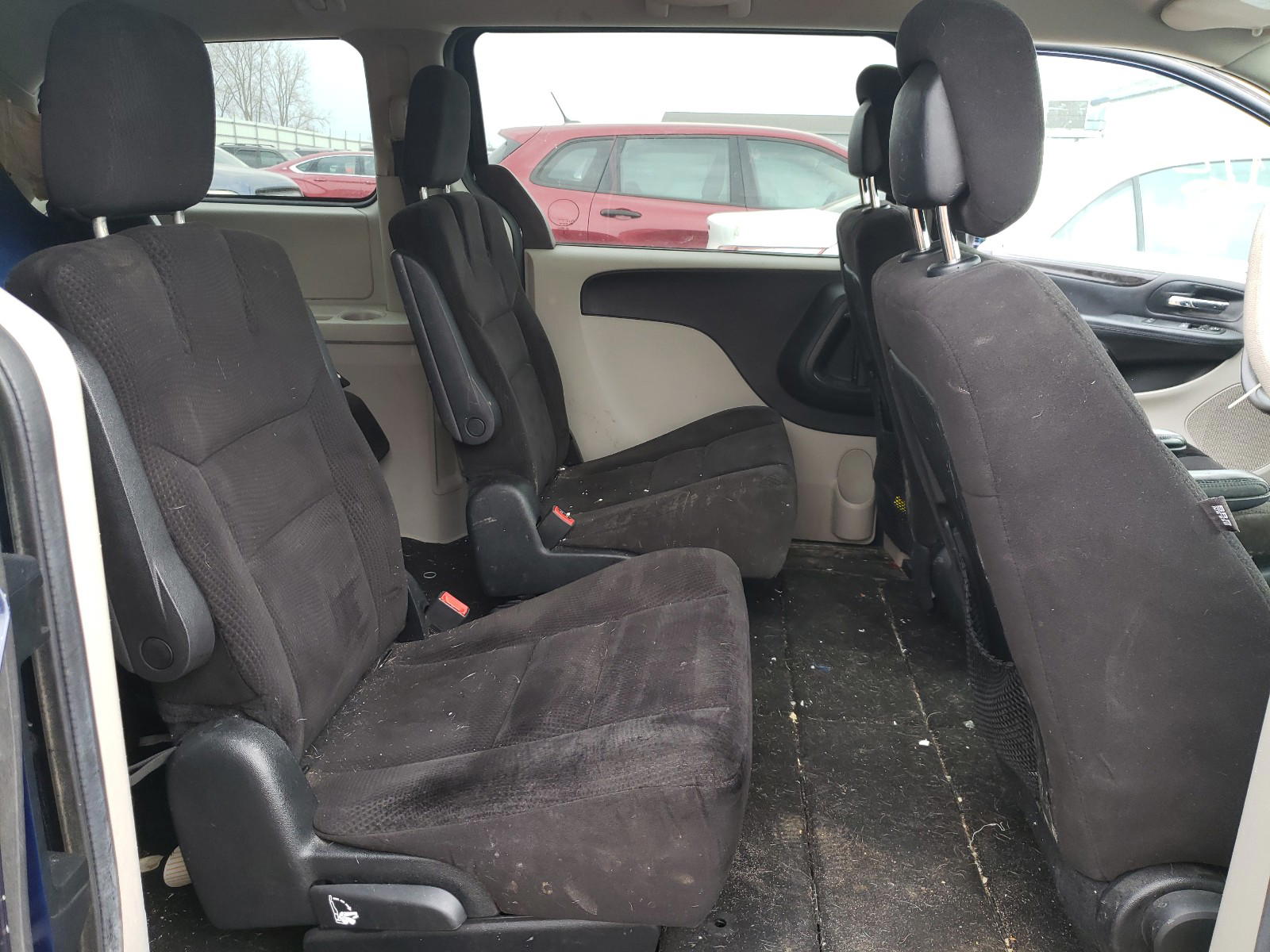 Photo 6 from auction – 2014 DODGE GRAND CARA with VIN 2C4RDGBG2ER296618