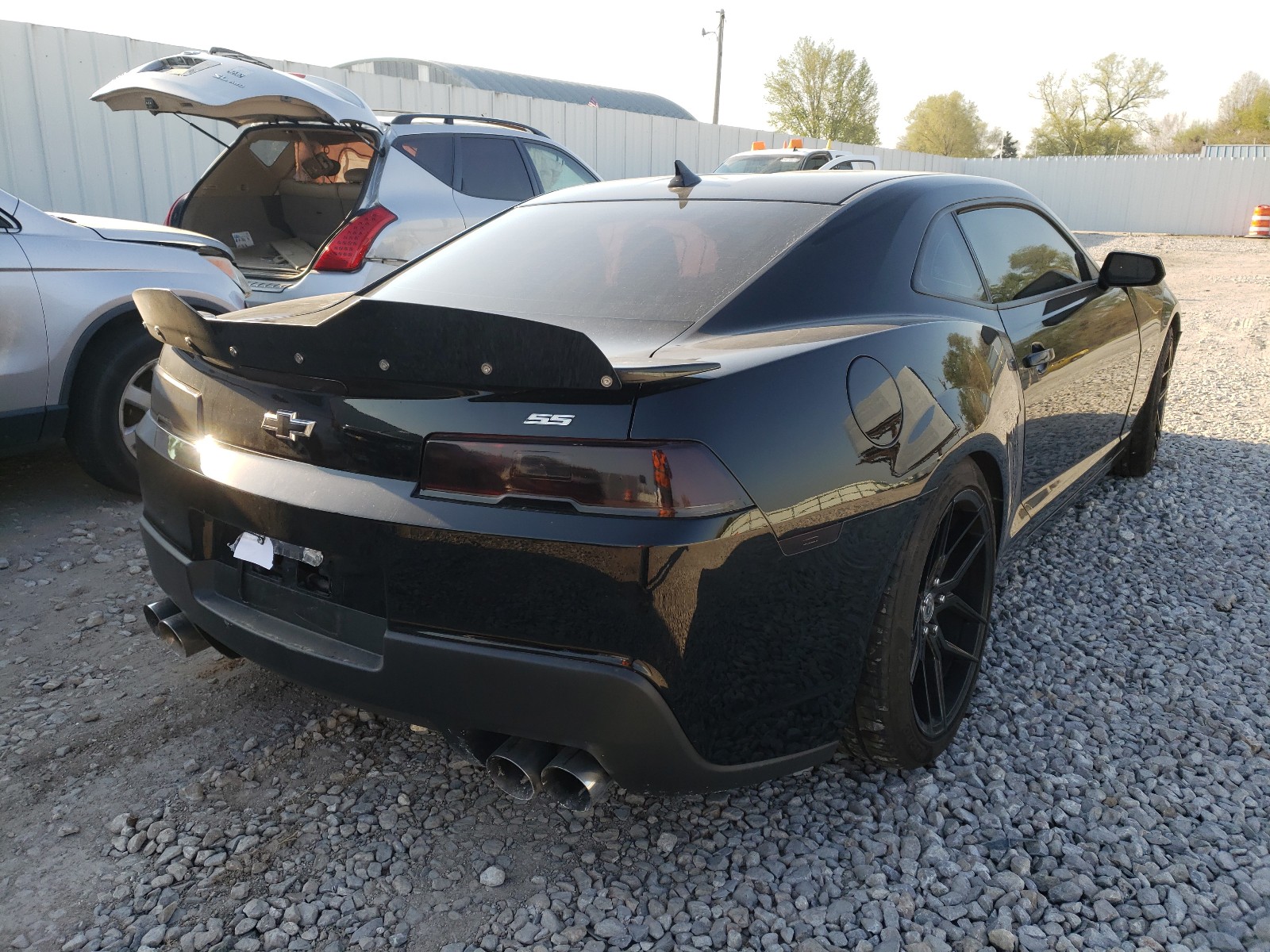Photo 4 from auction – 2015 CHEVROLET CAMARO SS with VIN 2G1FG1EW1F9299627