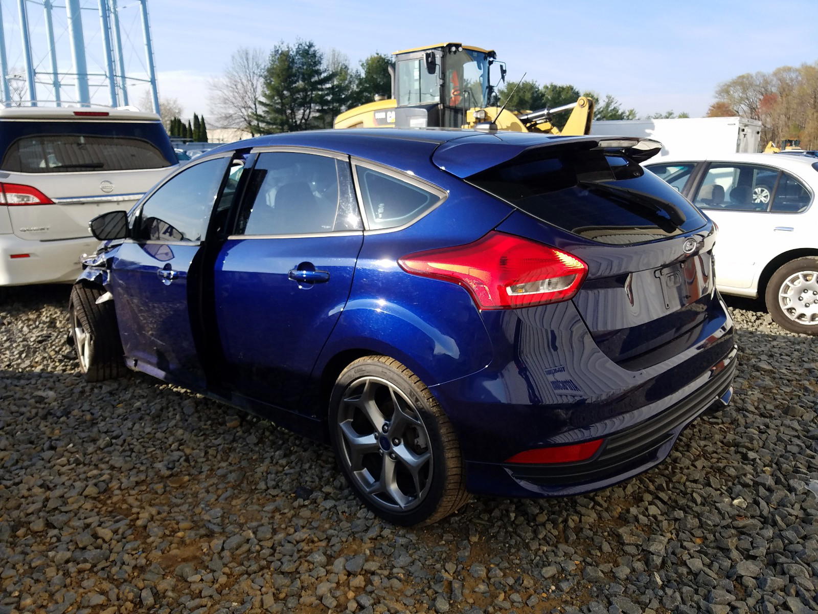Photo 3 from auction – 2017 FORD FOCUS ST with VIN 1FADP3L99HL202649