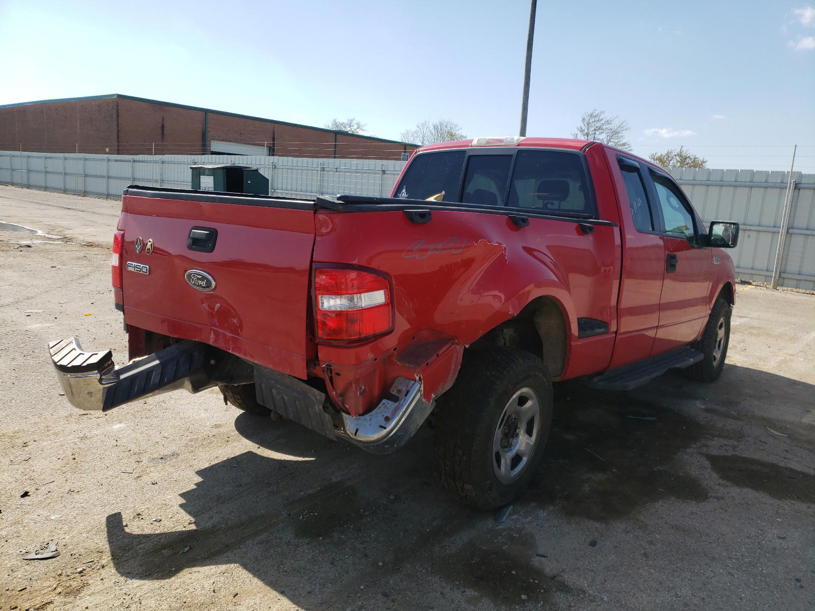 Photo 4 from auction – 2005 FORD F150 with VIN 1FTPX04575KC57166