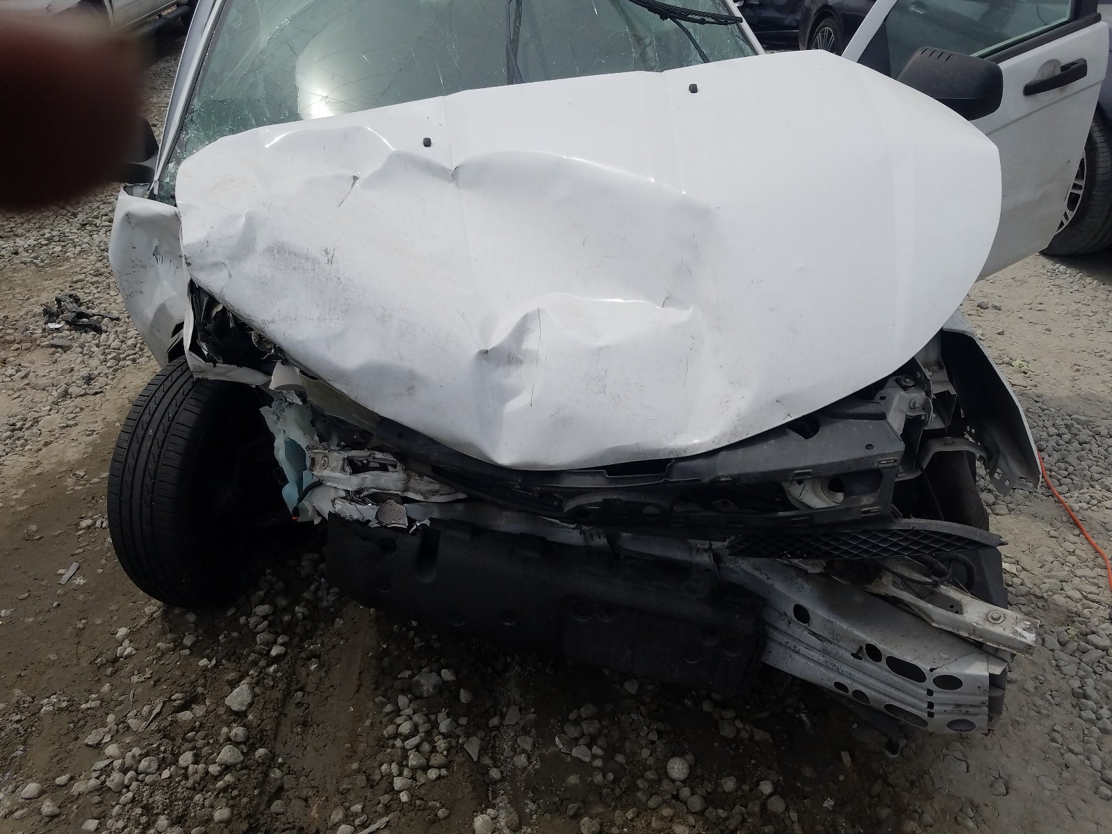 Photo 7 from auction – 2008 FORD FOCUS S/SE with VIN 1FAHP34NX8W142604