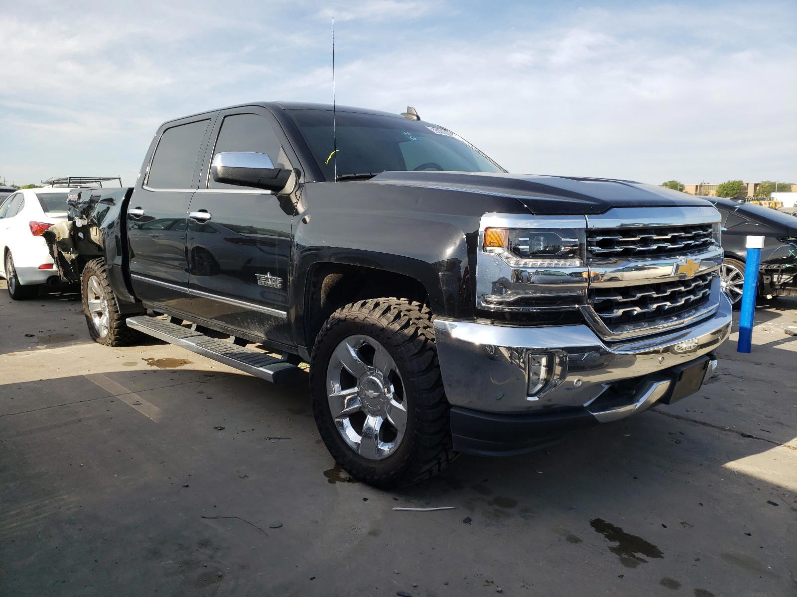 CHEVROLET SILVERADO 2017 with VIN 3GCUKSEC5HG154625 - Photo from auction