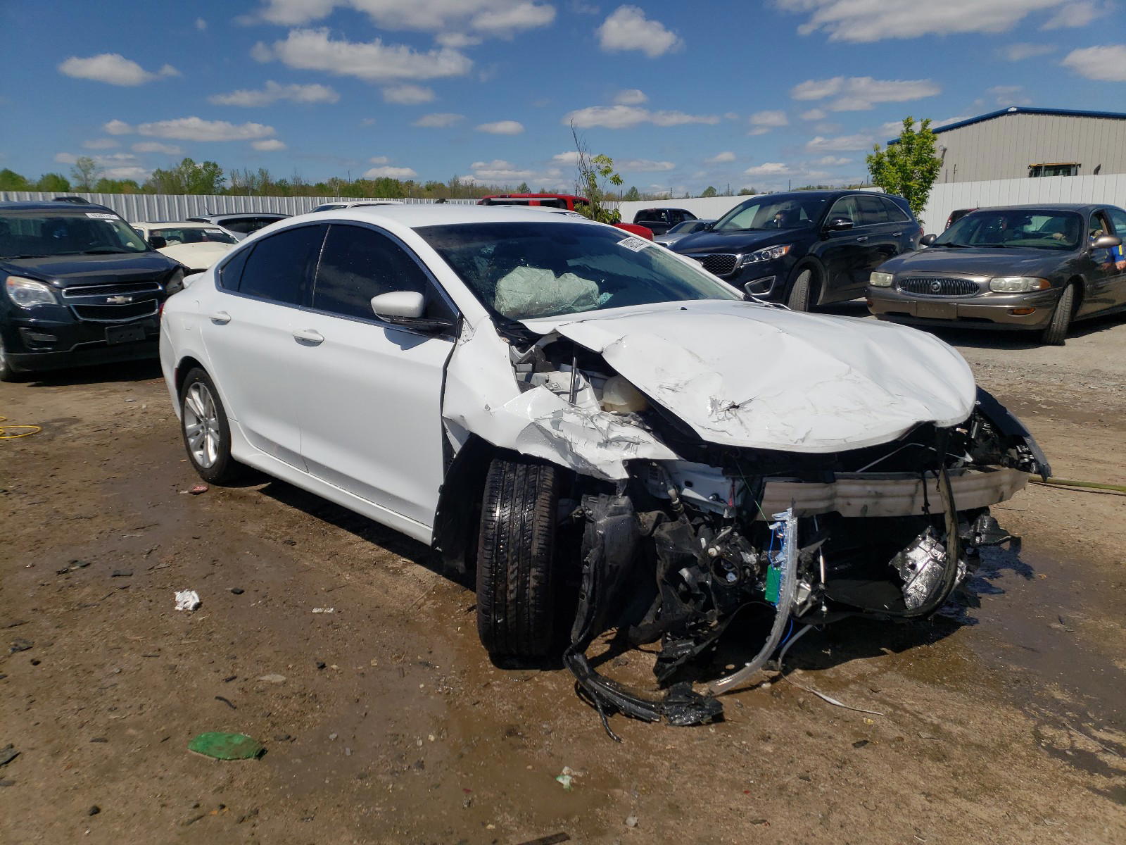 CHRYSLER 200 LIMITE 2016 with VIN 1C3CCCAB1GN104066 - Photo from auction